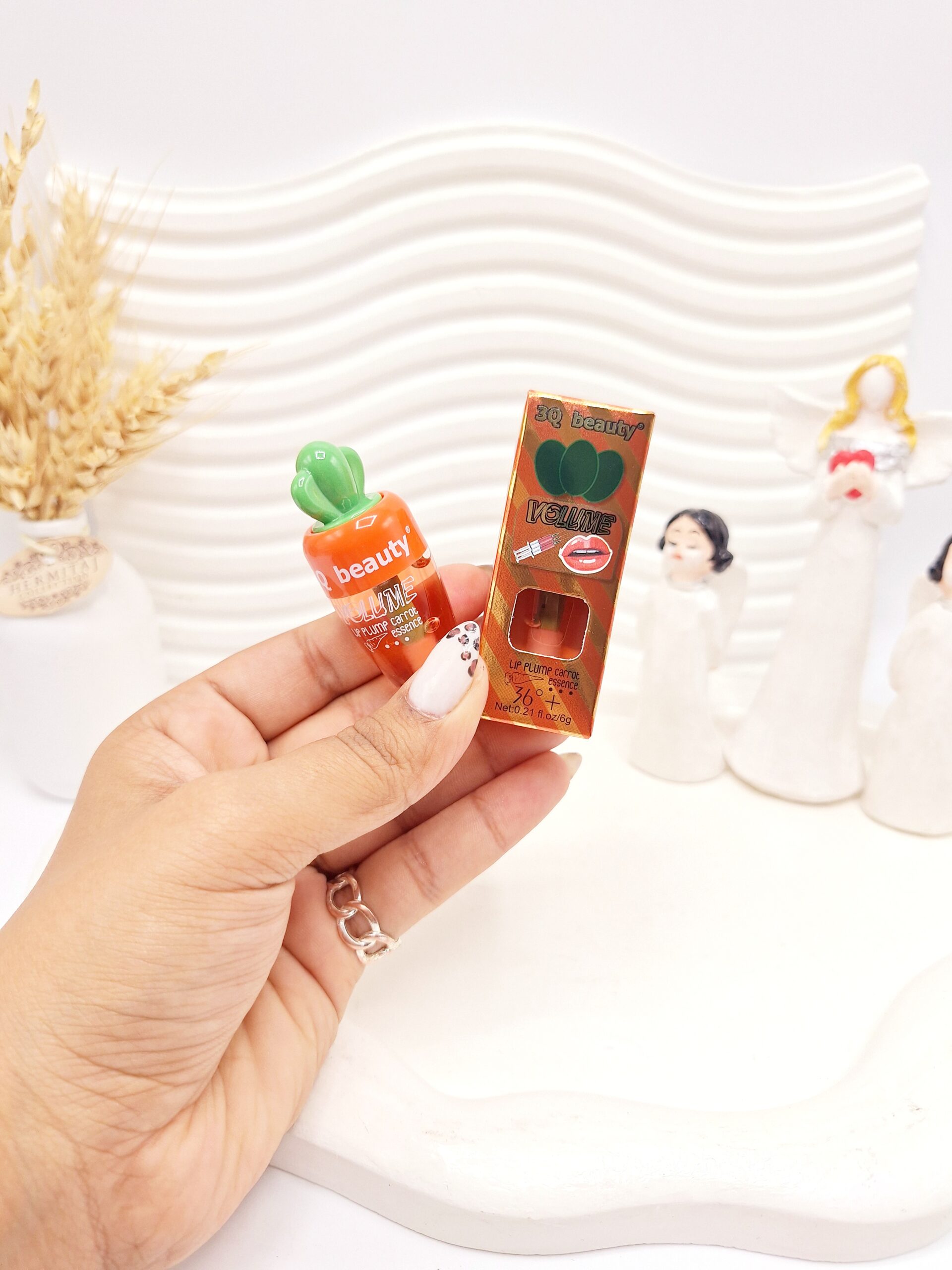 برق لب و حجم لب طرح هویج 3Q beauty کد 89803