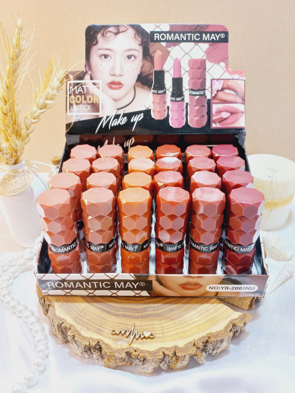 رژ جامد پرطرفدار رمانتیک می ROMANTIC MAY  کد 2081