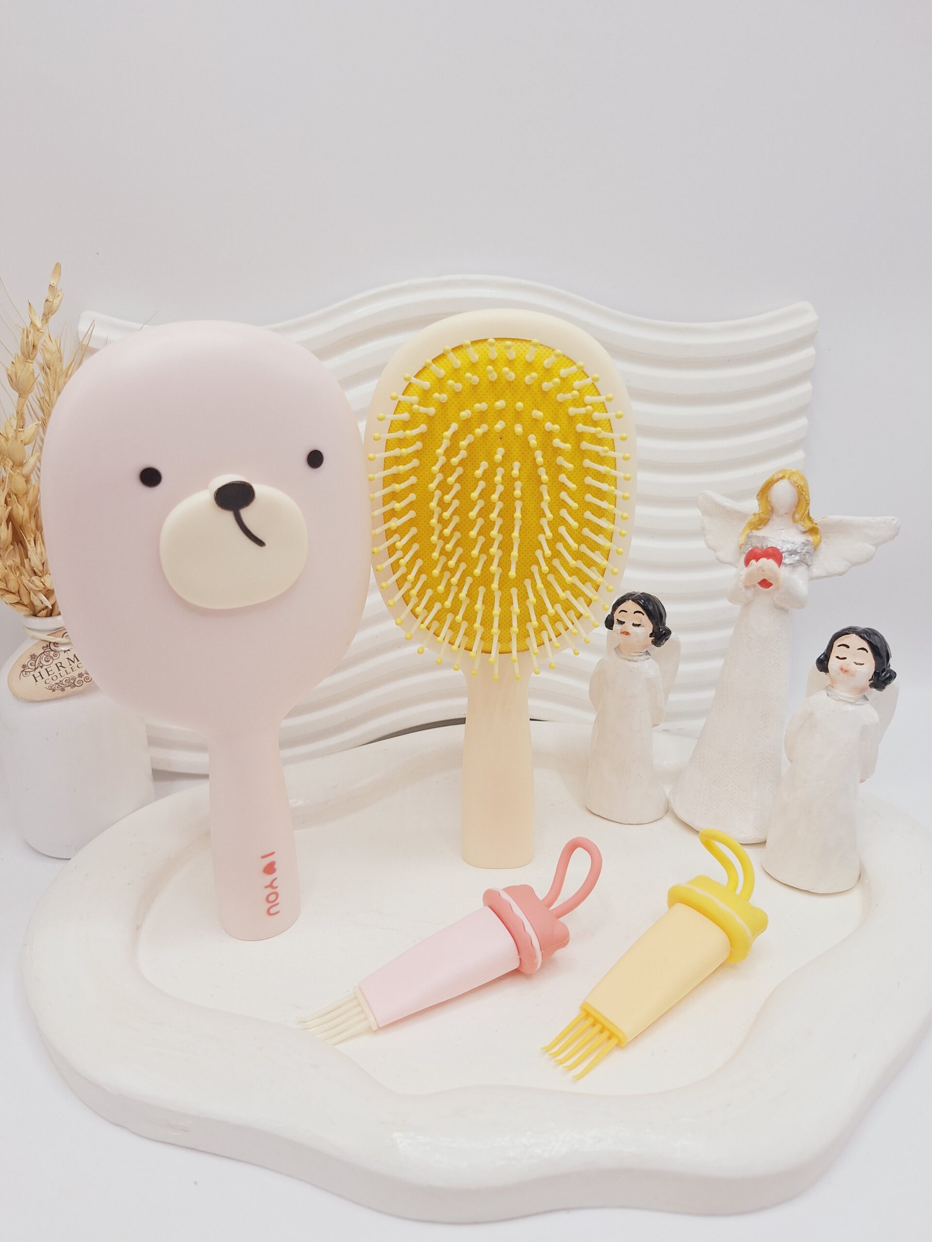 برس فانتزی طرح اردک و خرس همراه اپلیکاتور پاک کننده برس