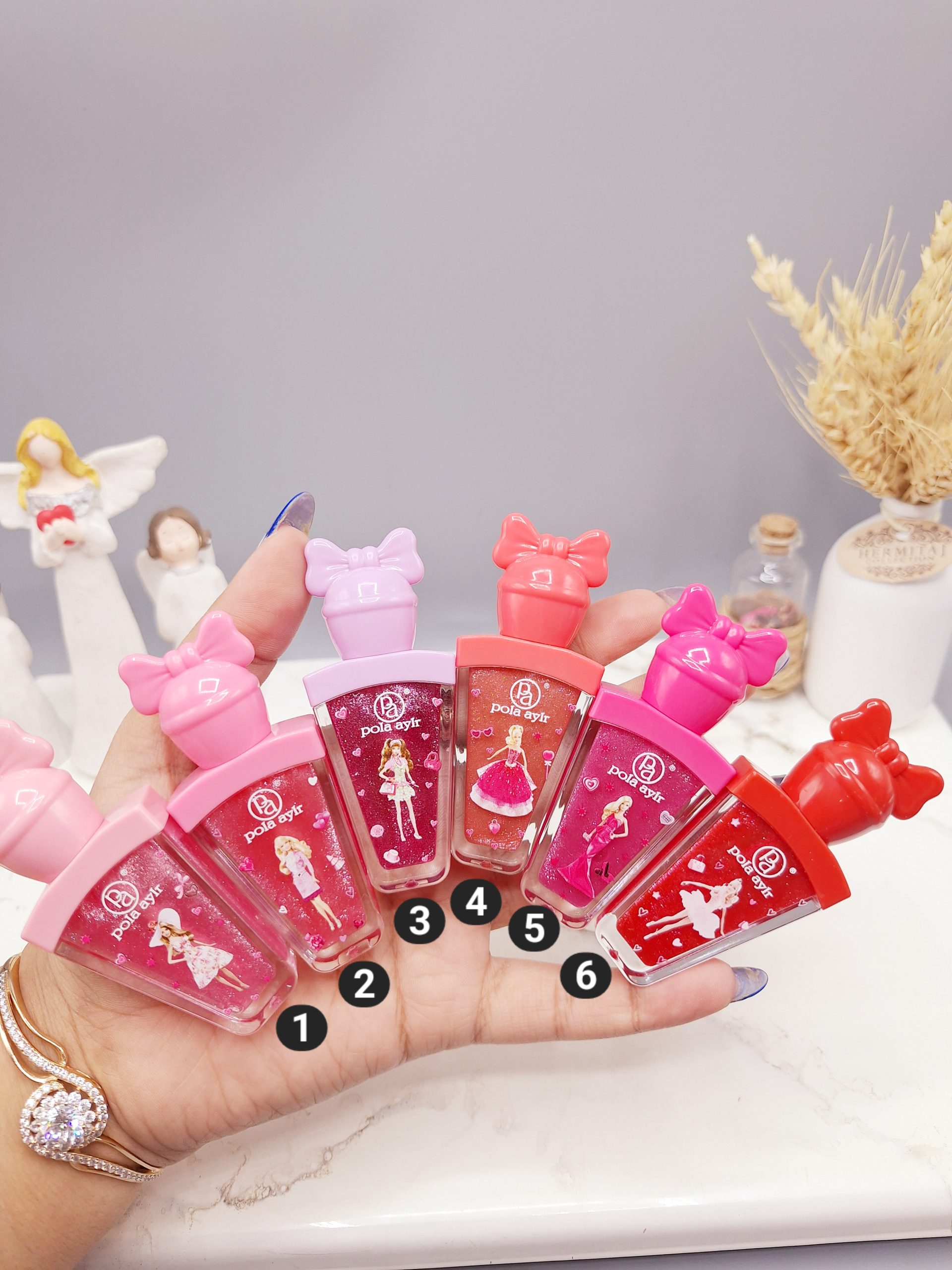 لیپ گلاس شاین دار پرنسسی و پاپیون برند پولا آیلار کد 8091