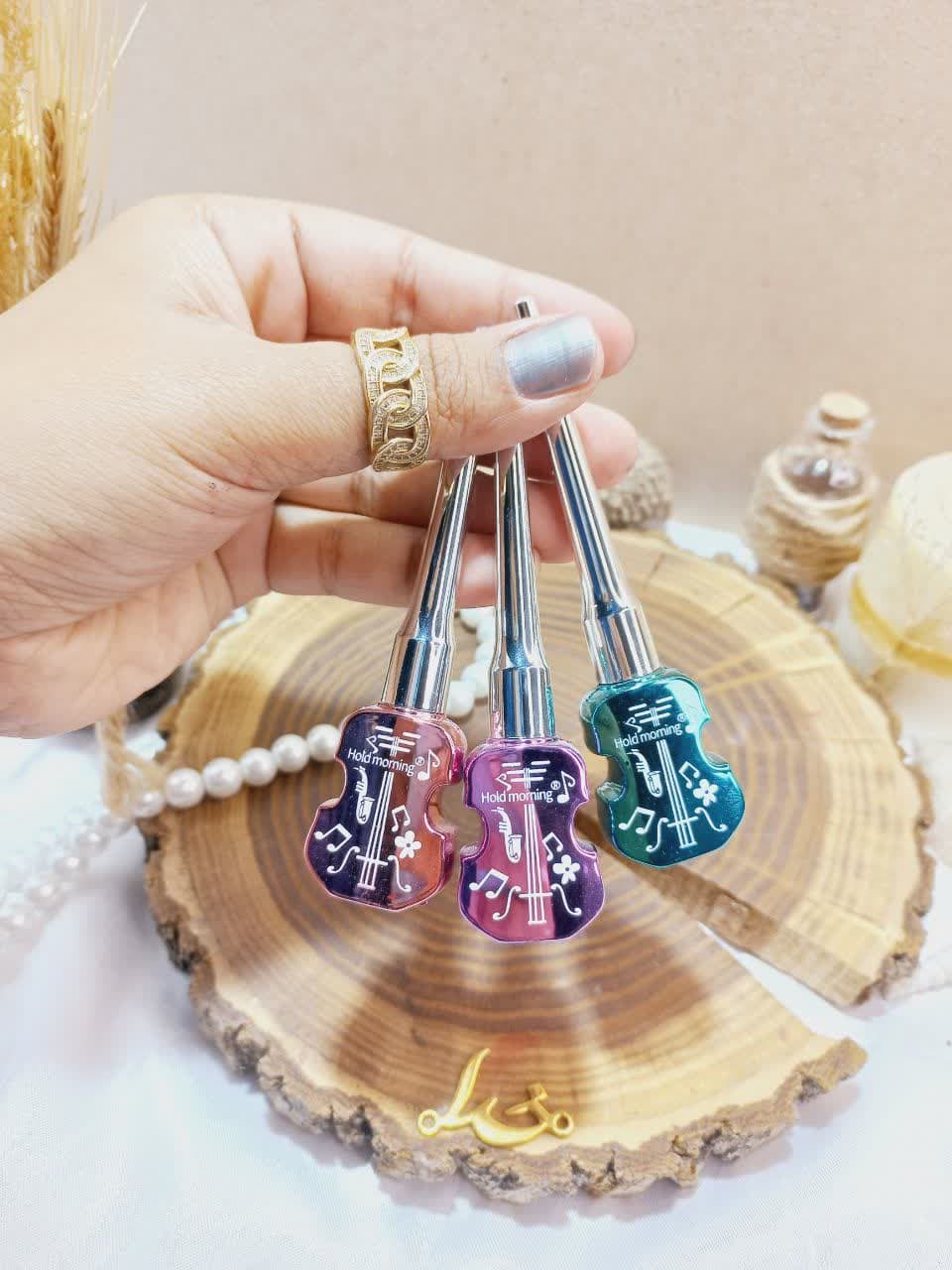 خط چشم ماژیکی مشکی ضد آب مدل گیتار هولد مورنینگ HOLD MORNING کد N567