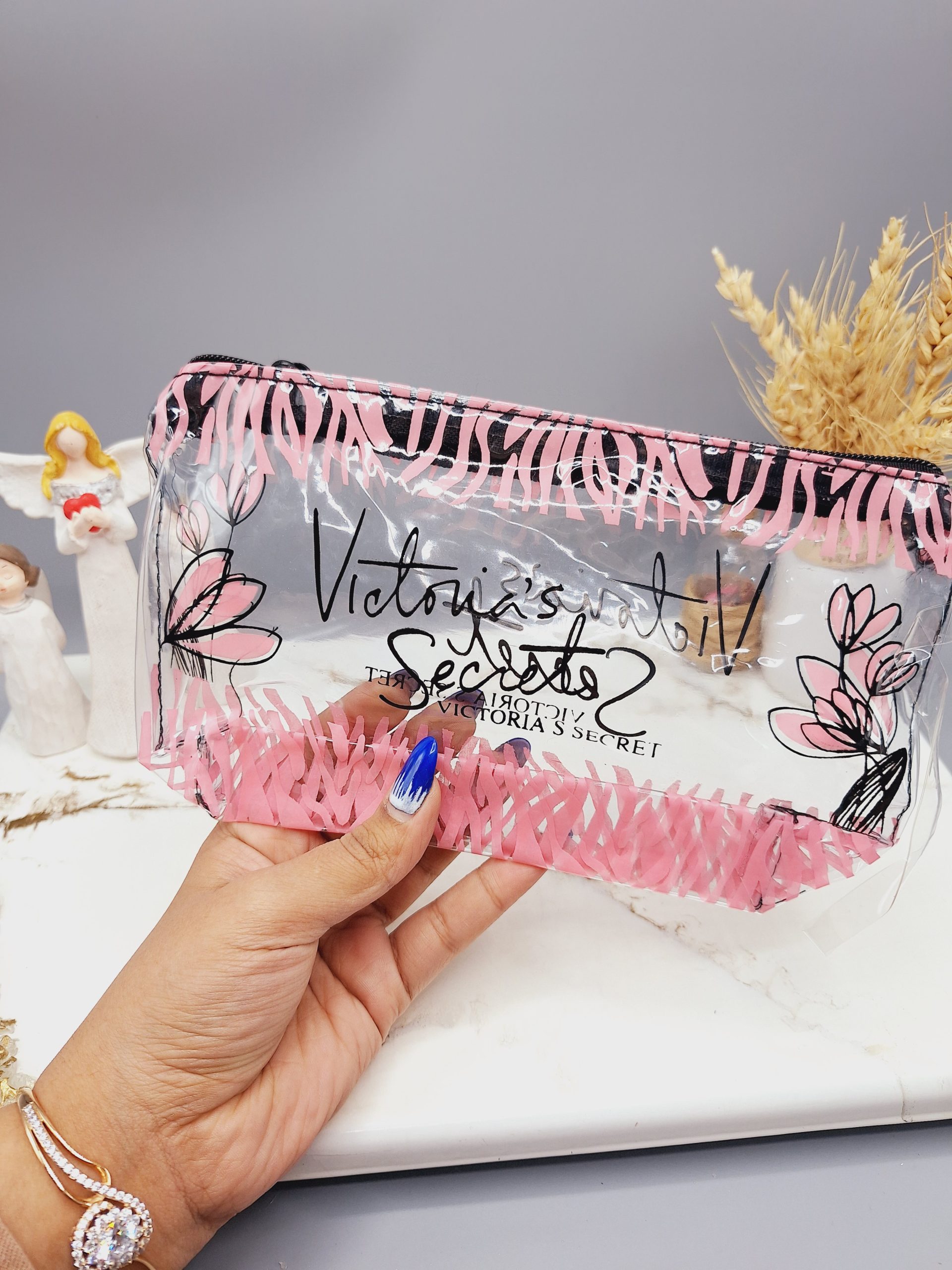 کیف لوازم آرایشی ویکتوریا سکرت سایز کوچک صورتی پررنگ VICTORIA SECRET