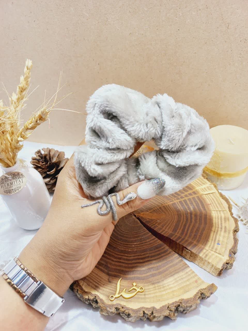 کش مو زنانه مدل اسکرانچی طرح شماره یک