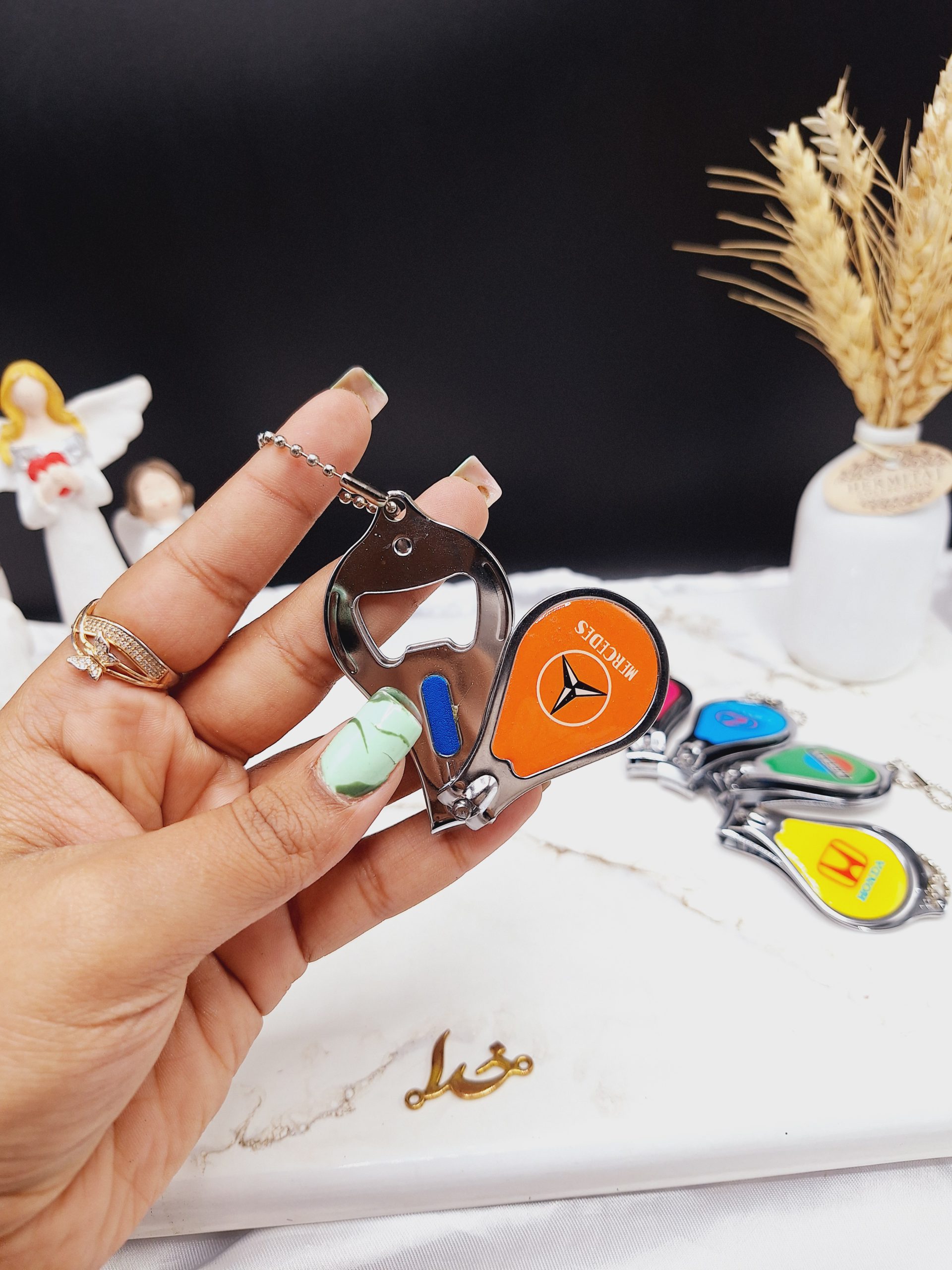 ناخن گیر کاربردی MAXOWELL کد N_323