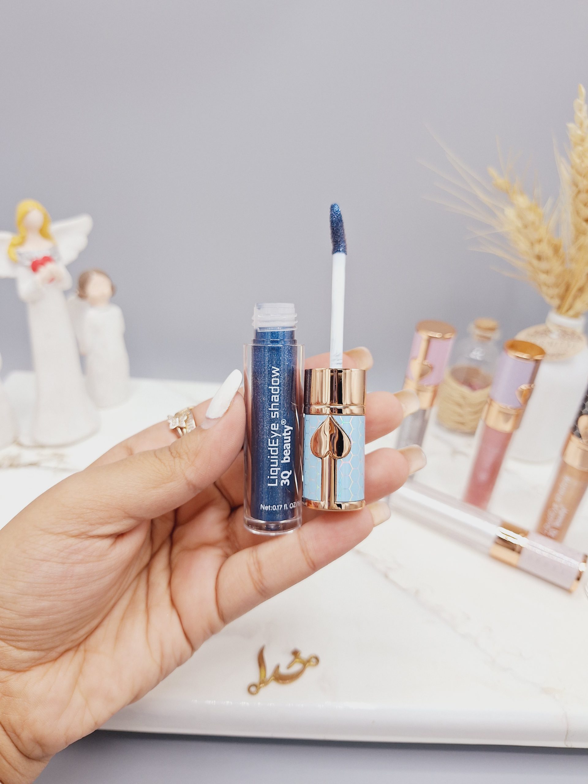 سایه چشم زرق و برق دار مدل قلبی 3Q  بیوتی کد 087