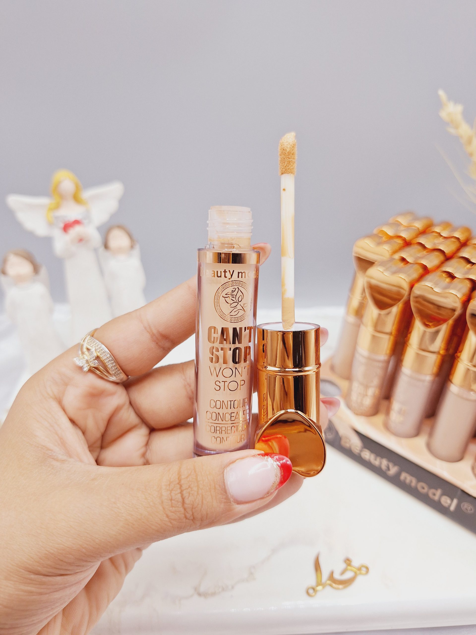 کانسلیر زیر چشم طرح قلب برند Beauty model کد F_023