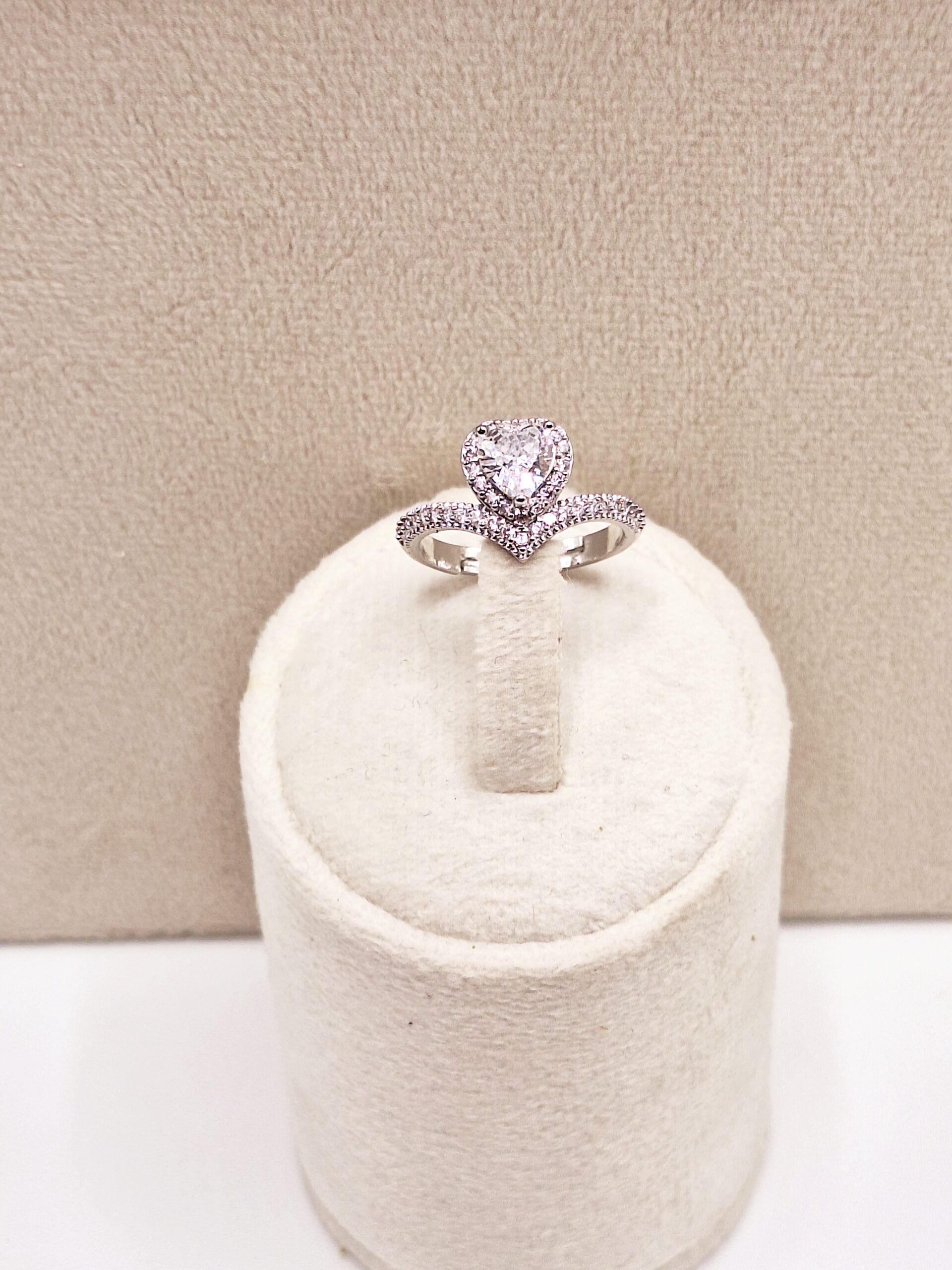 انگشتر تعهد حلقه نامزدی فول نگین قلبی فری سایز