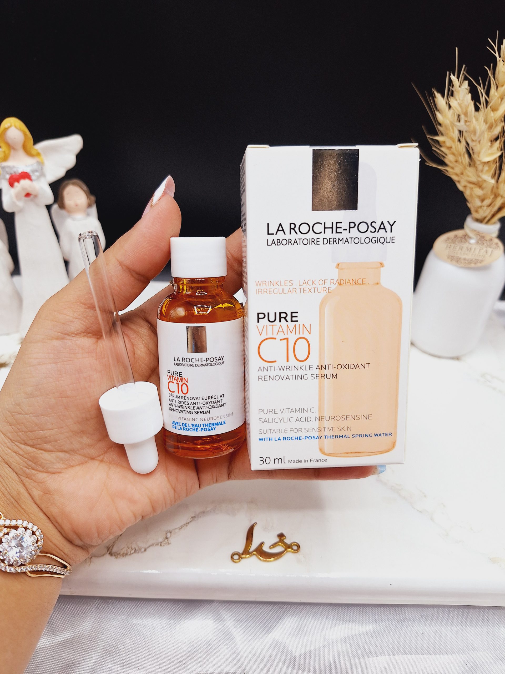 سرم ویتامین C10 جوانساز و روشن کننده لاروش پوزای حجم 30 میلی لیتر کد 0570