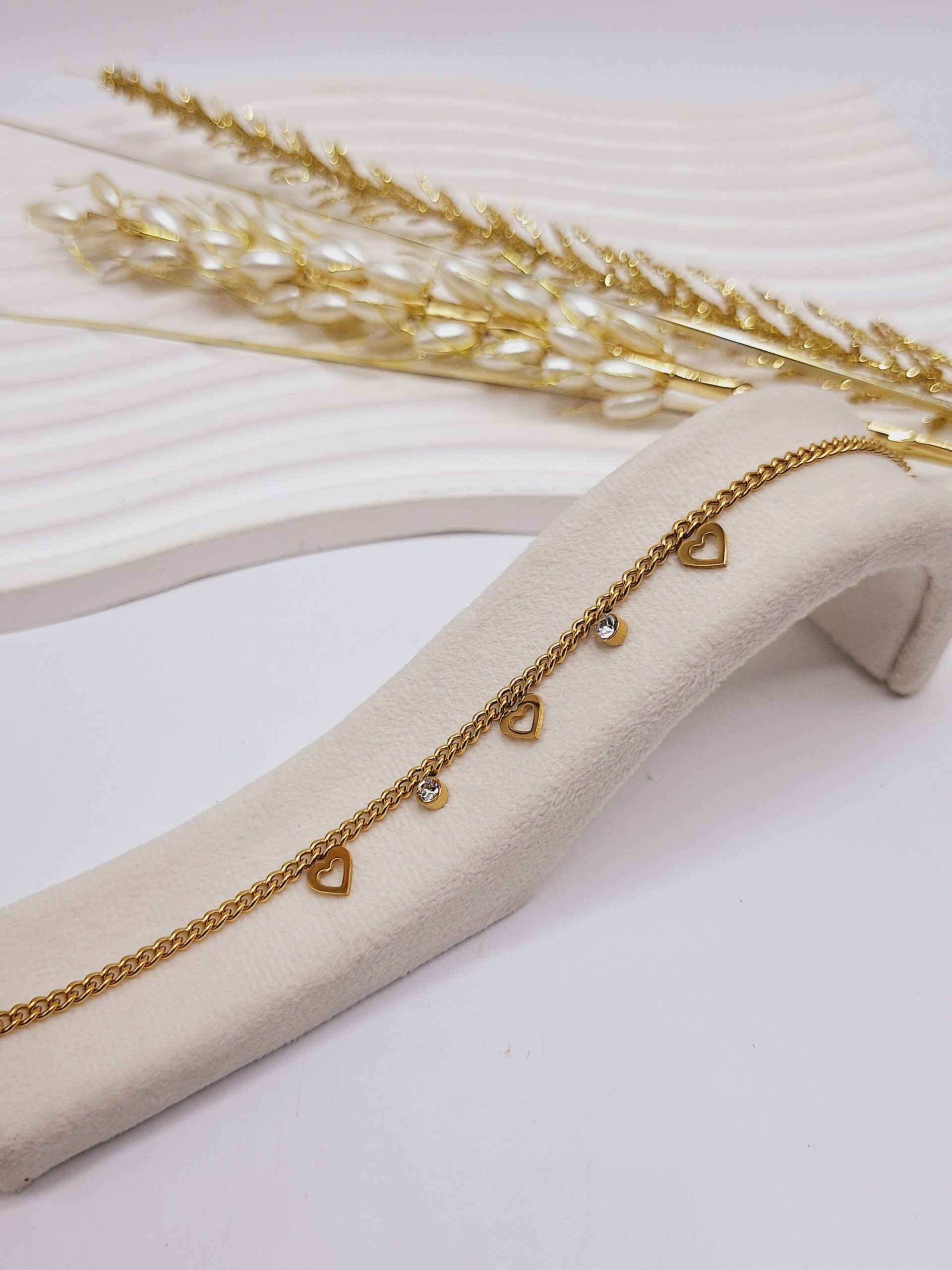 پابند زنجیری طرح قلب و نگین طلایی