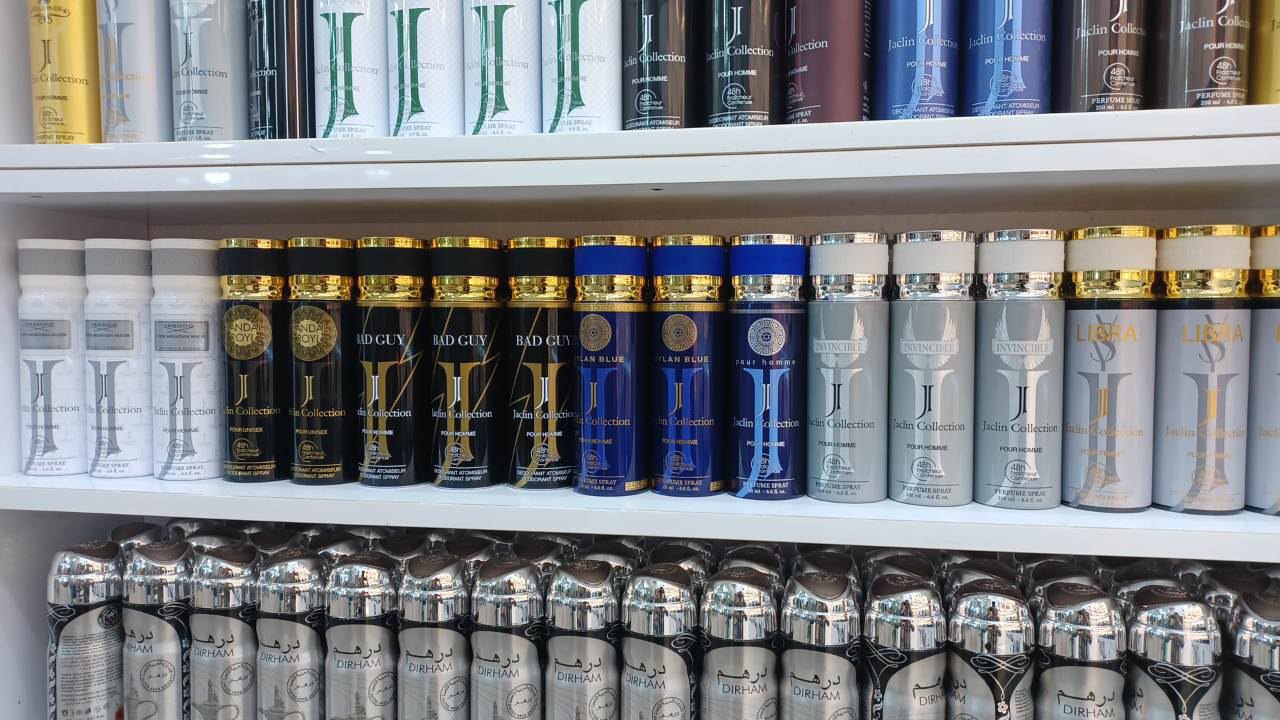 اسپری اماراتی ژاکلین کالکشن حجم 250 میل مدل (جور)