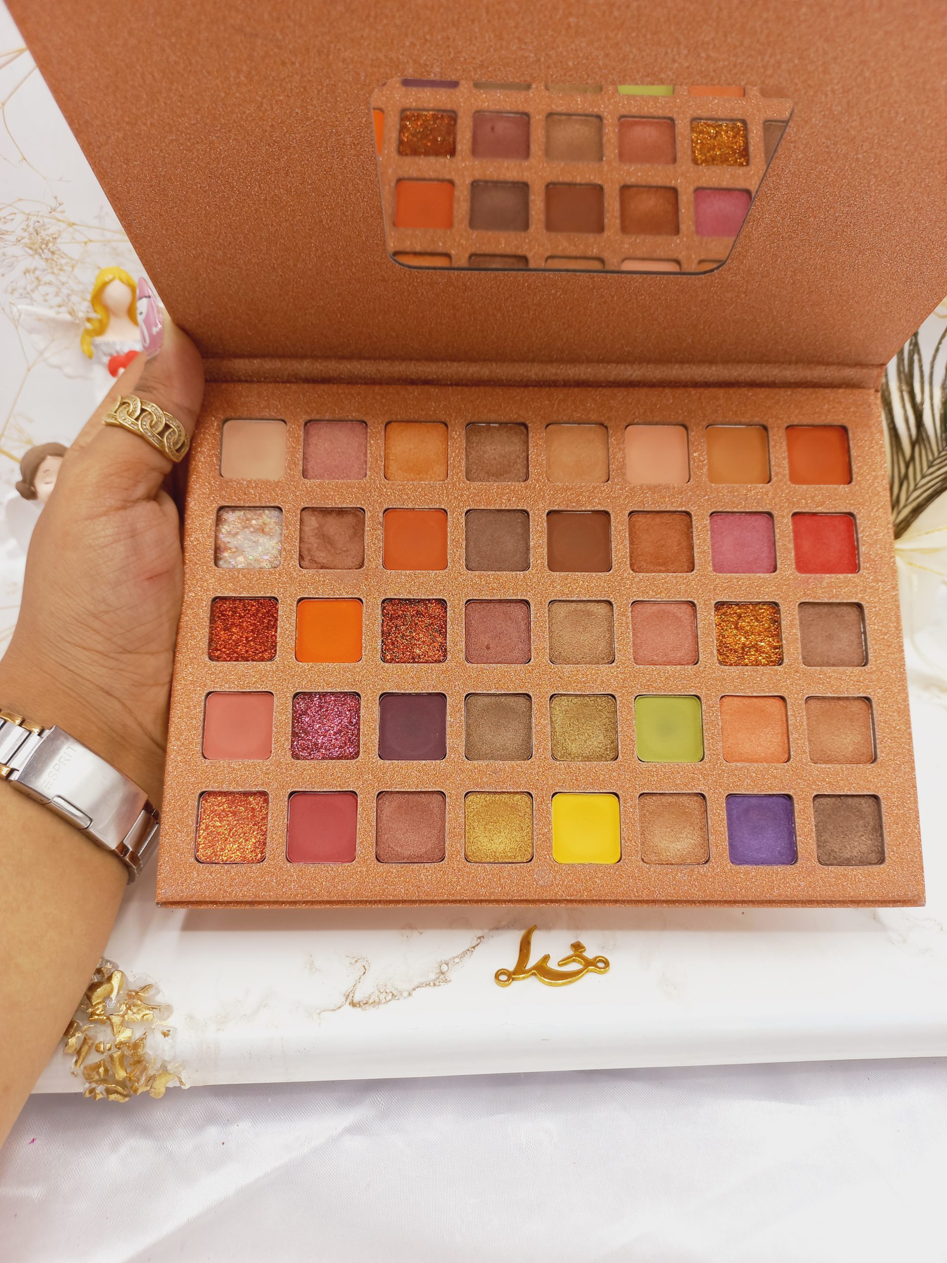 پالت سایه پر طرفدار 40 رنگ DIKALU SHADOW کد QB1976