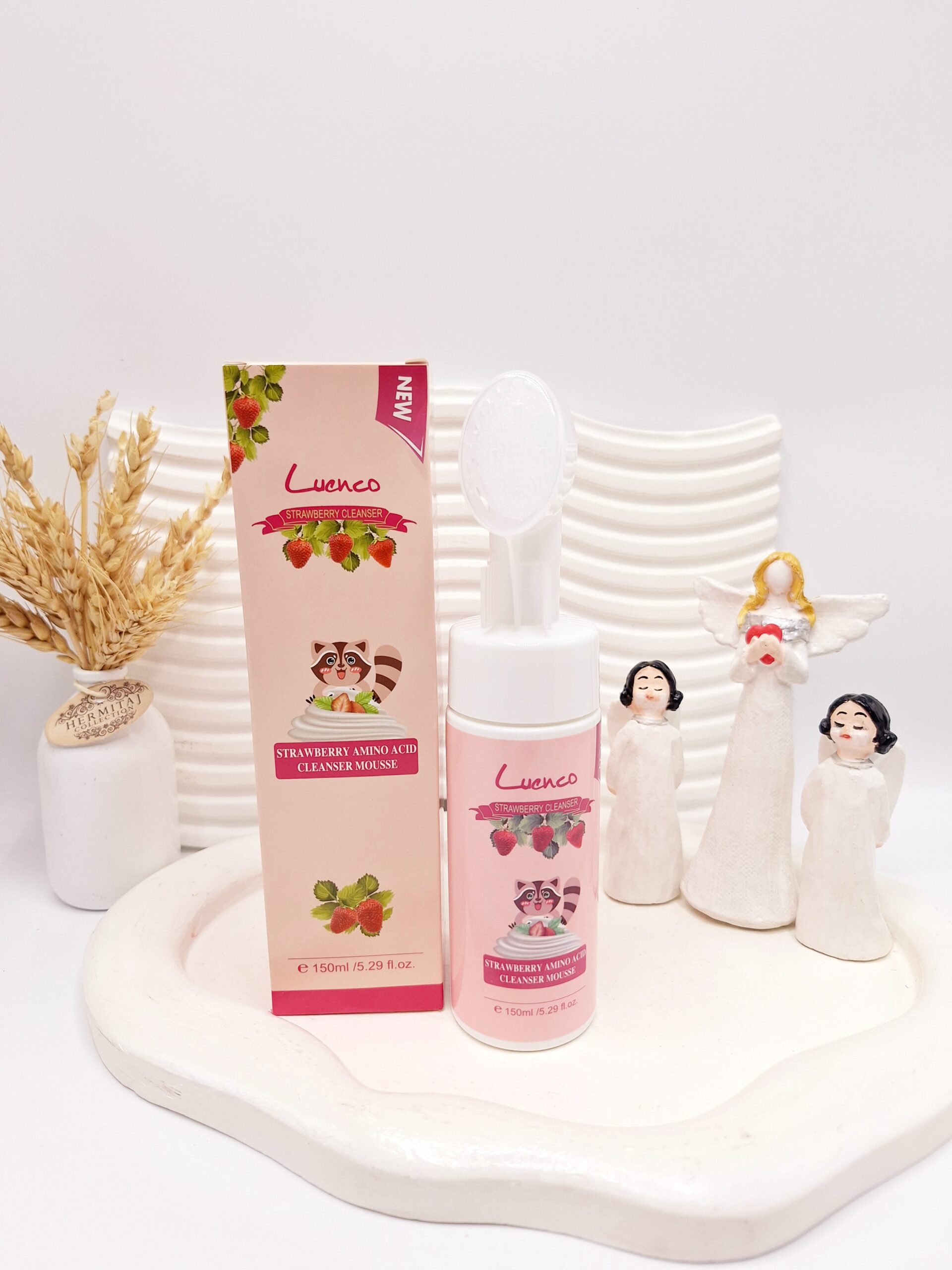 فوم شستشو صورت براش دار توت فرنگی سرسان لاو کد 3070