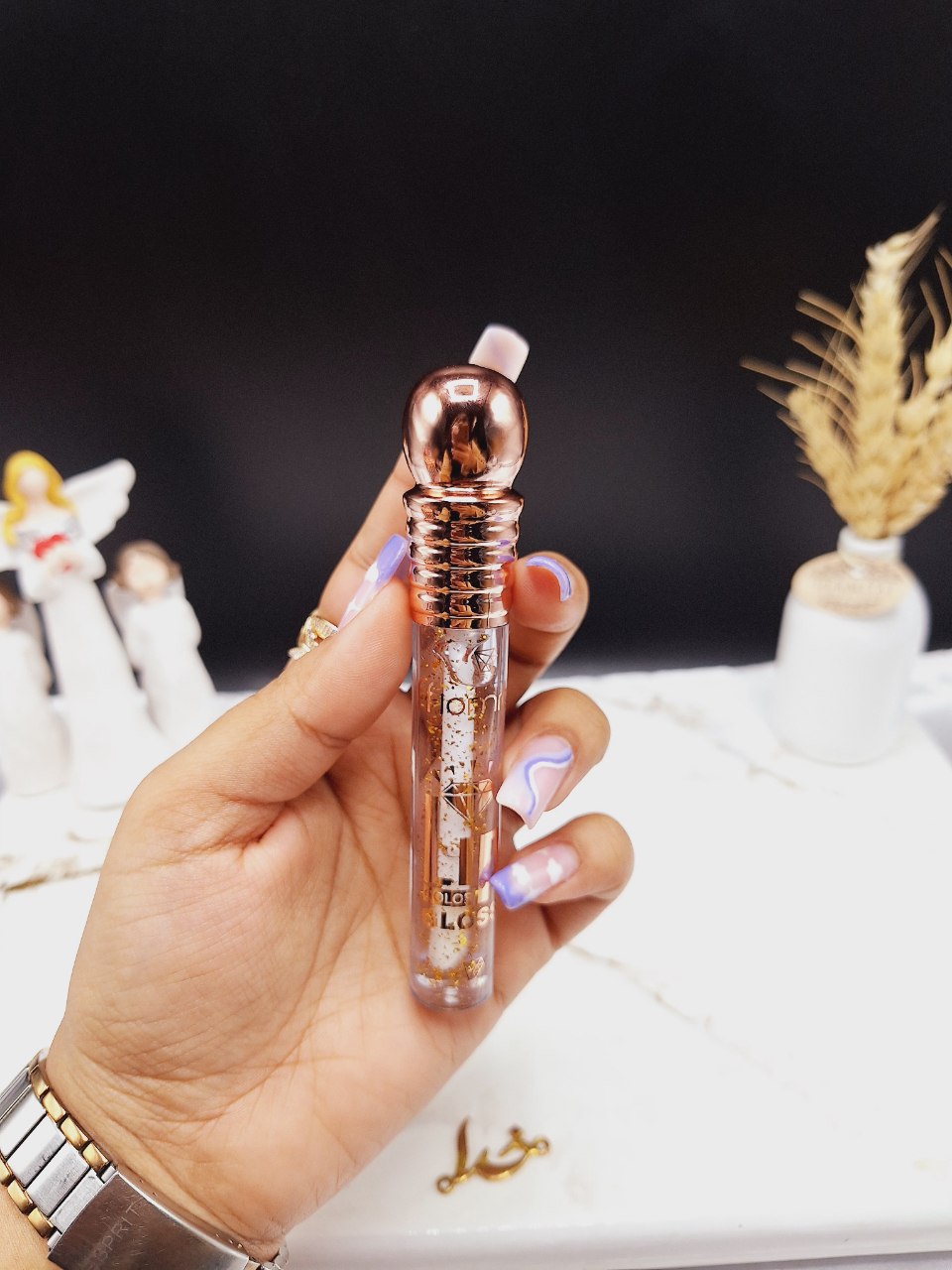 برق لب و لیپ گلاس  بزند فلورمار fflarmarکد 5673