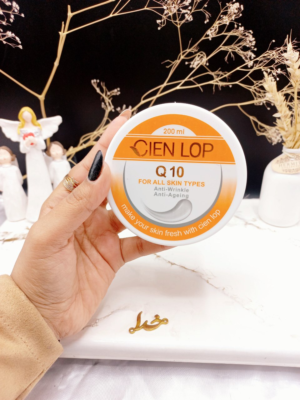 کرم ویتامینه دست و صورت حفظ کننده قوی رطوبت پوست سین لوپ CIEN LOP کد 0064