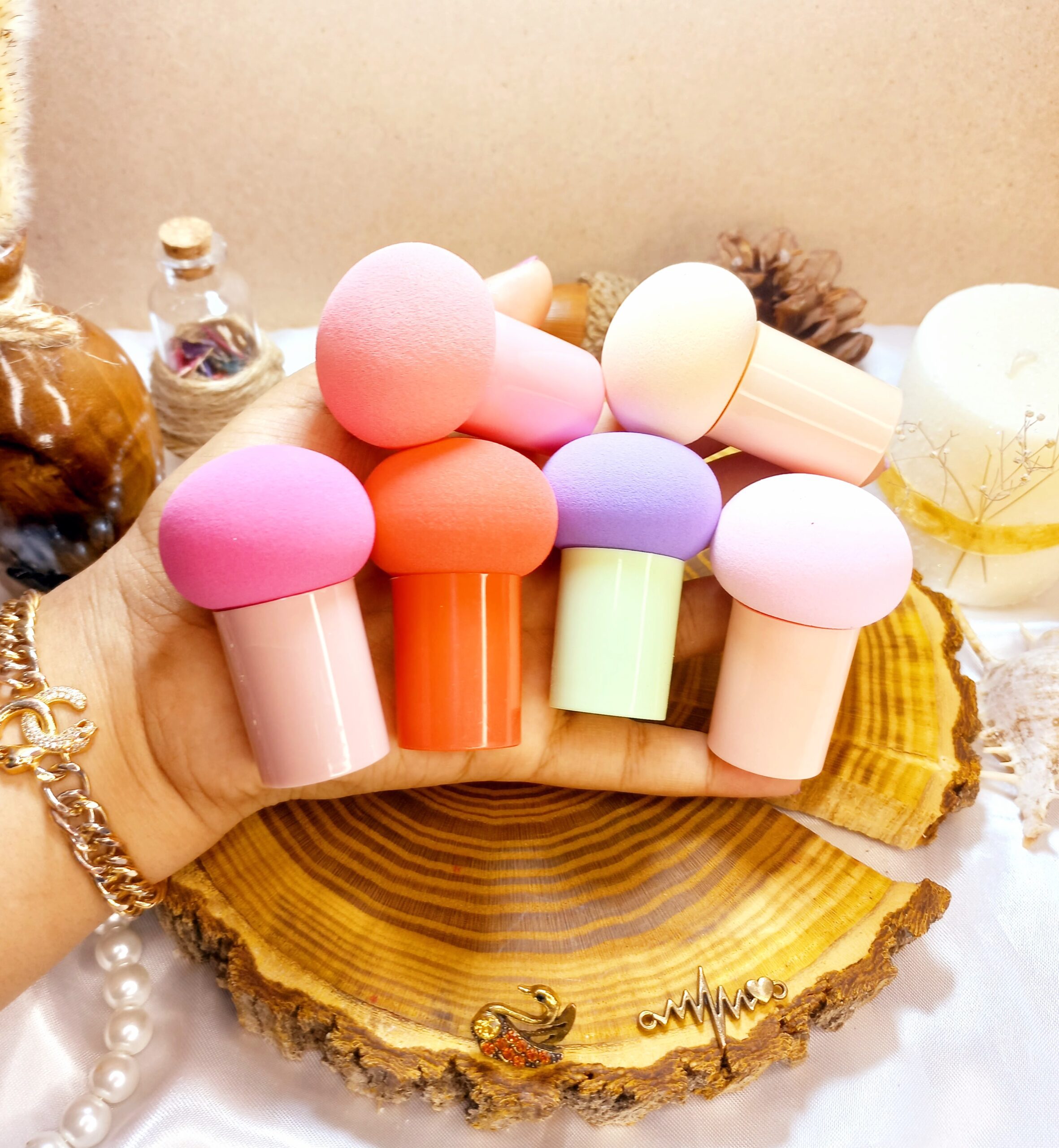 پد آرایشی قارچی دسته دار مدل بیوتی Beauty