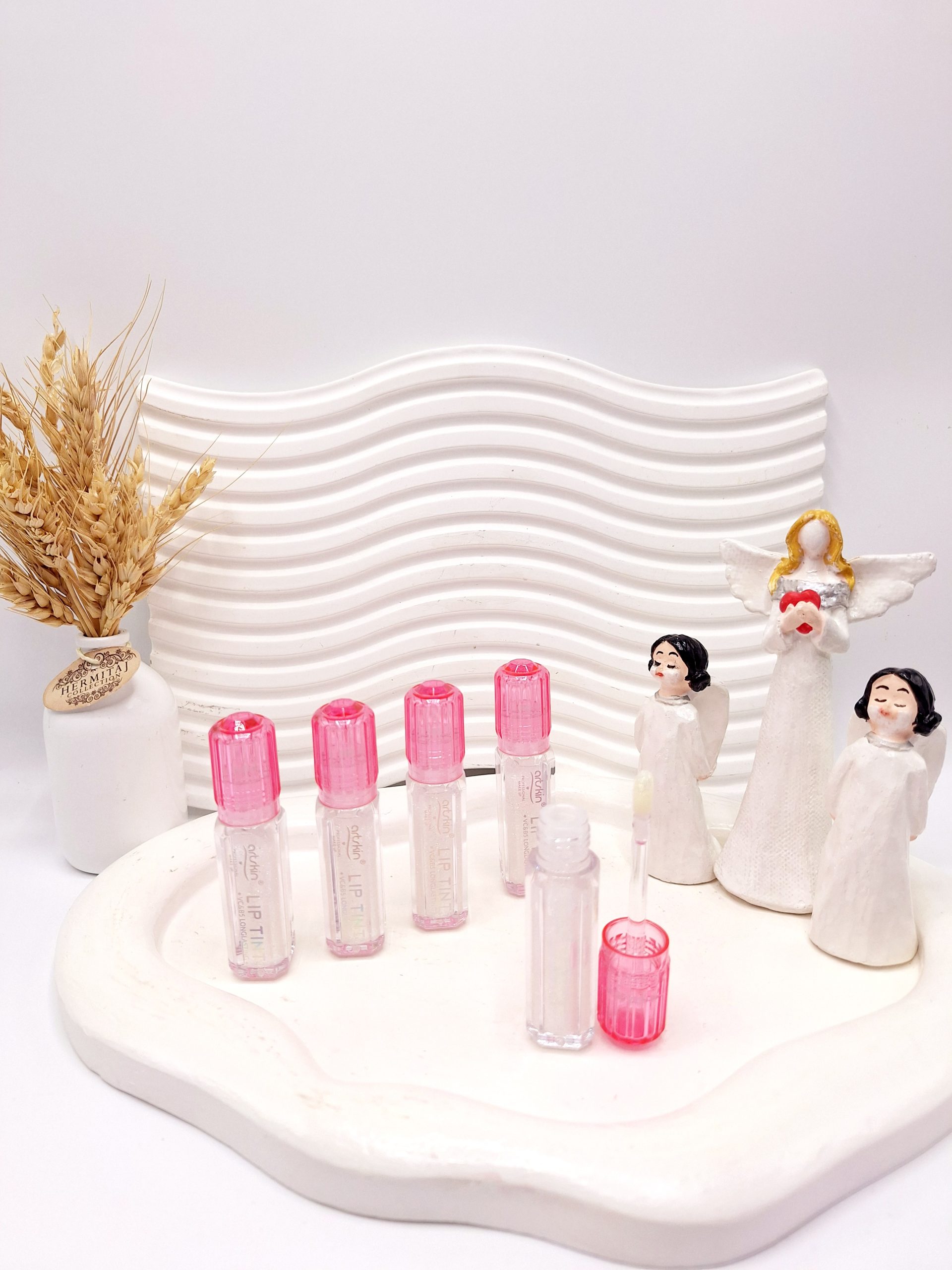 برق لب شاین زیبا برند آرت اسکین کد 972201