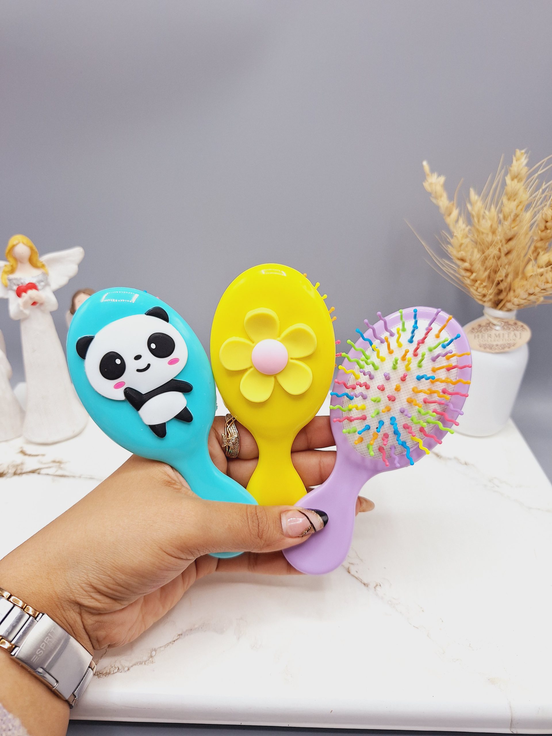 شانه رنگی رنگی طرح‌های بامزه