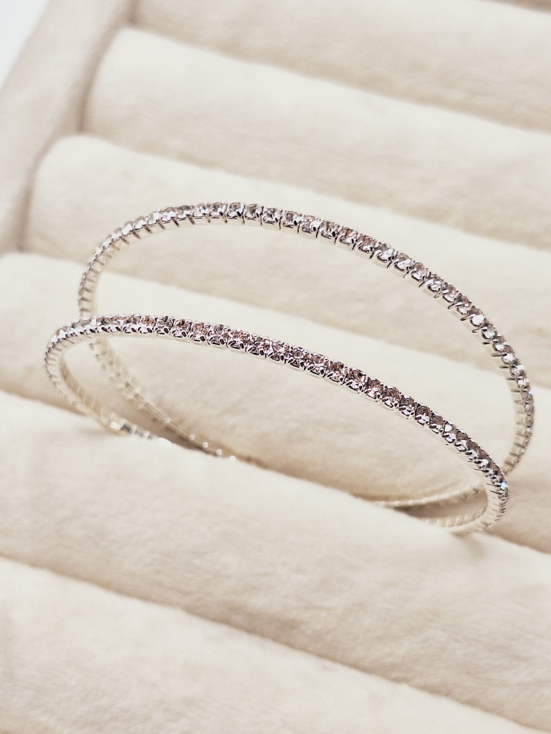 دستبند دو لاین نگینی پرطرفدار