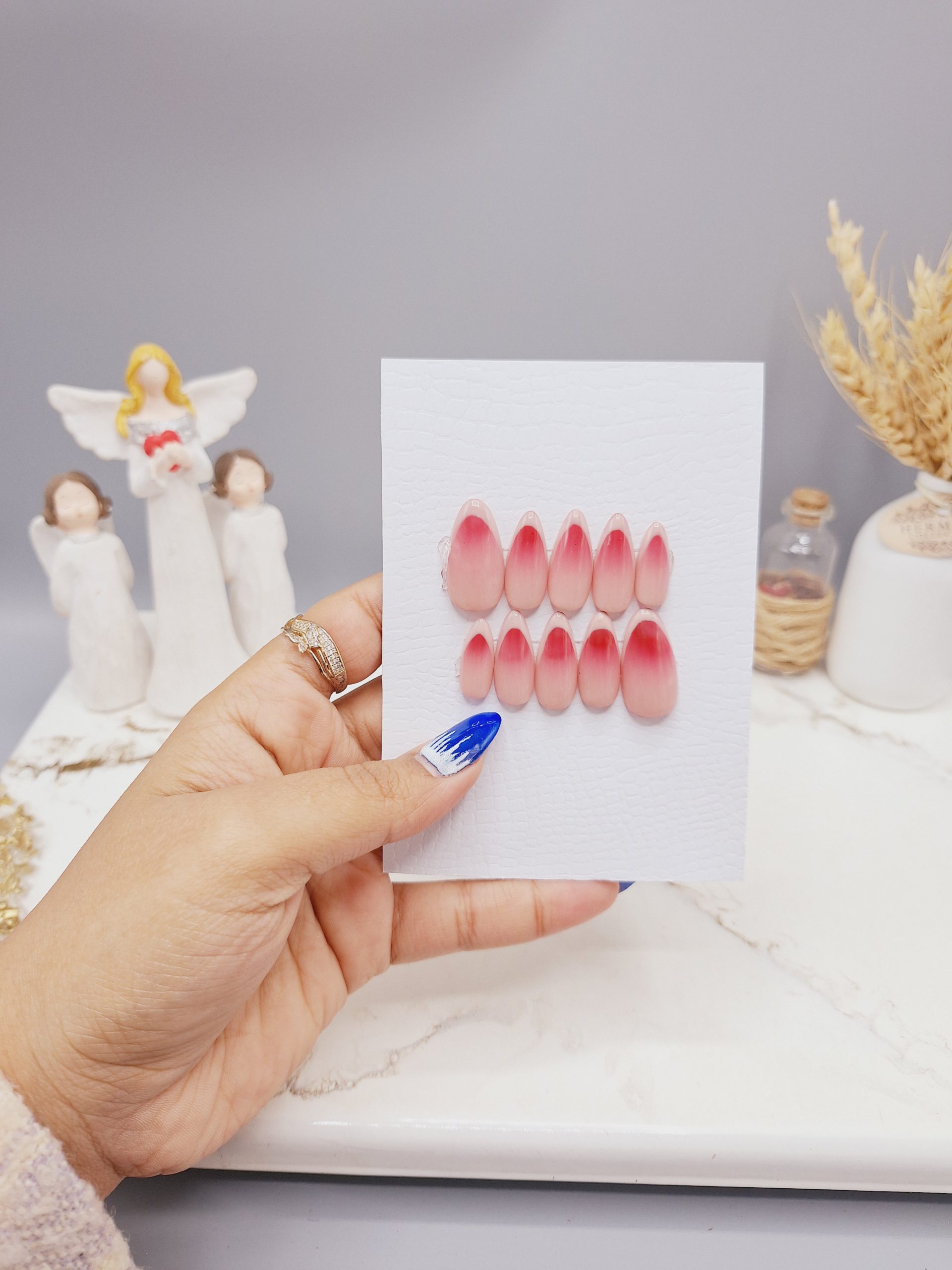 ناخن مصنوعی با مواد کاشت درجه ۱ طرح امبره فرنچ (به همراه پک اختصاصی)