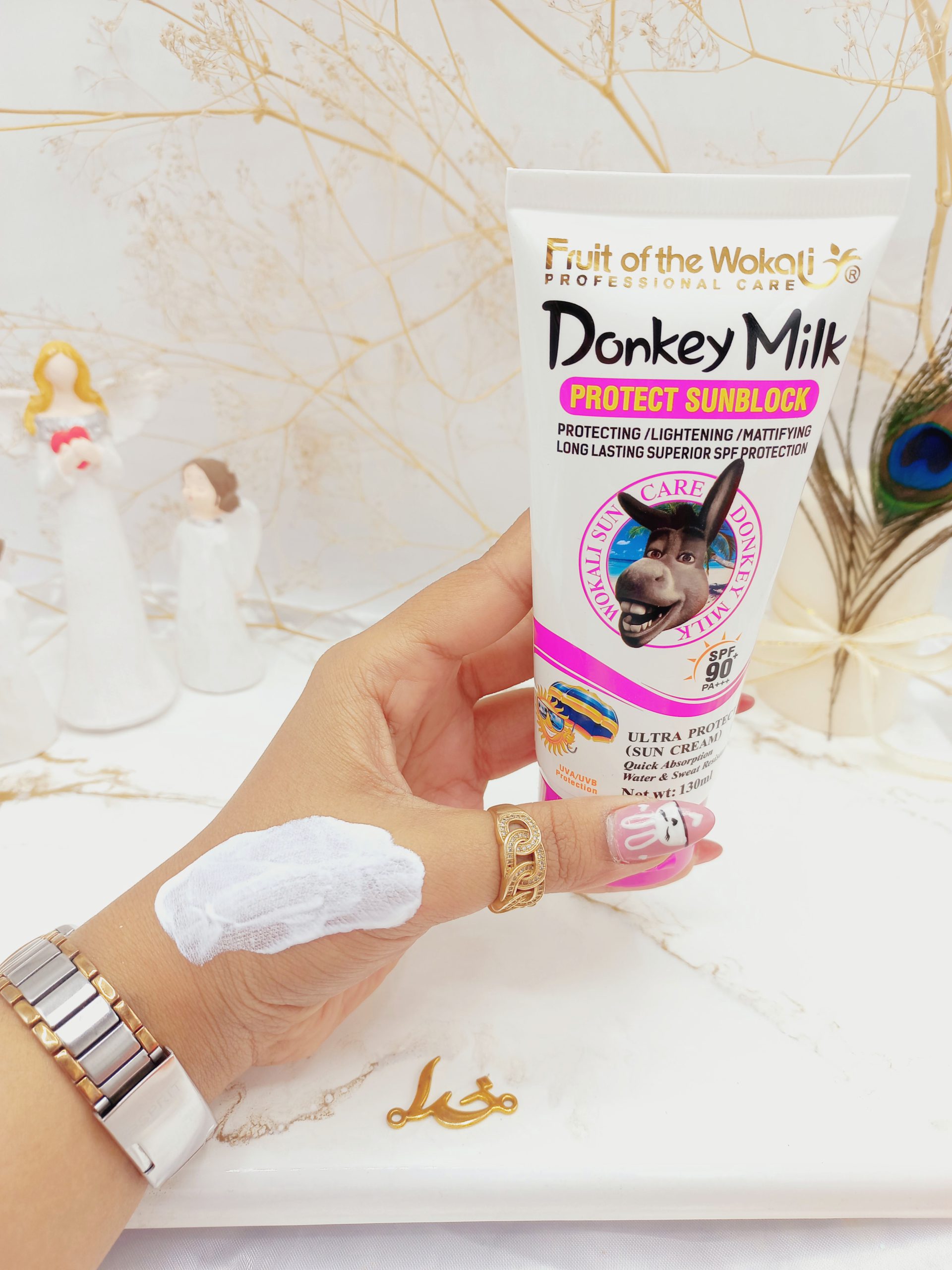کرم ضدآفتاب  روشن کننده و مات کننده شیر الاغ SPF90 وکالی Wokali کد HA3087