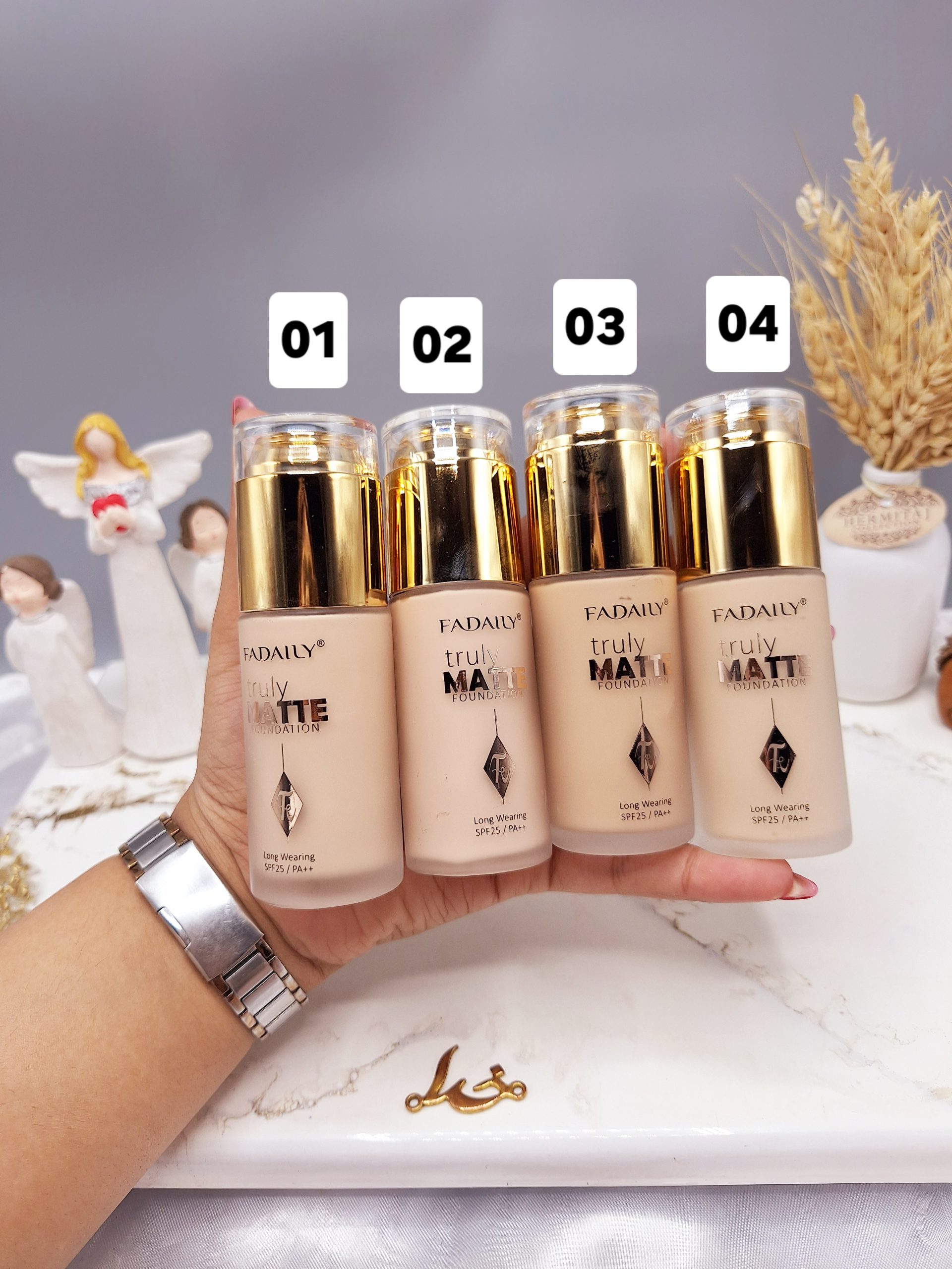 کرم پودر مات MATTE برند FADAILY کد FA1001 درب طلایی