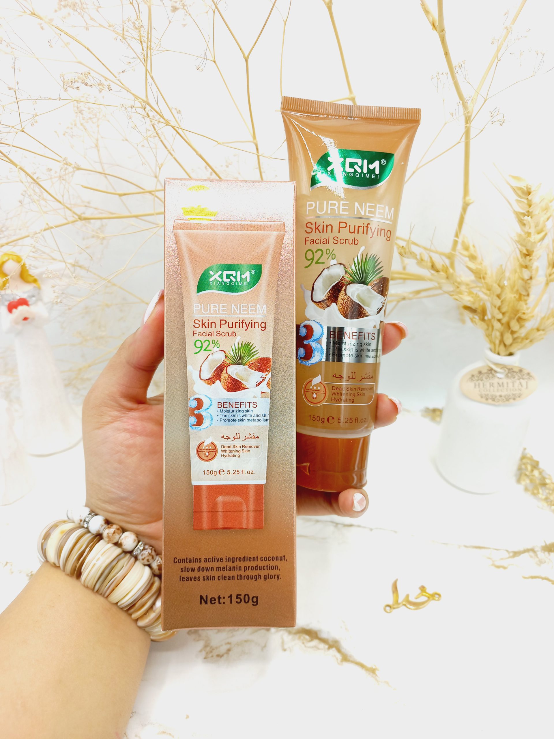 ژل اسکراب لایه بردار و روشن کننده 92 درصد صورت و بدن (نارگیل) XQM کد x2256