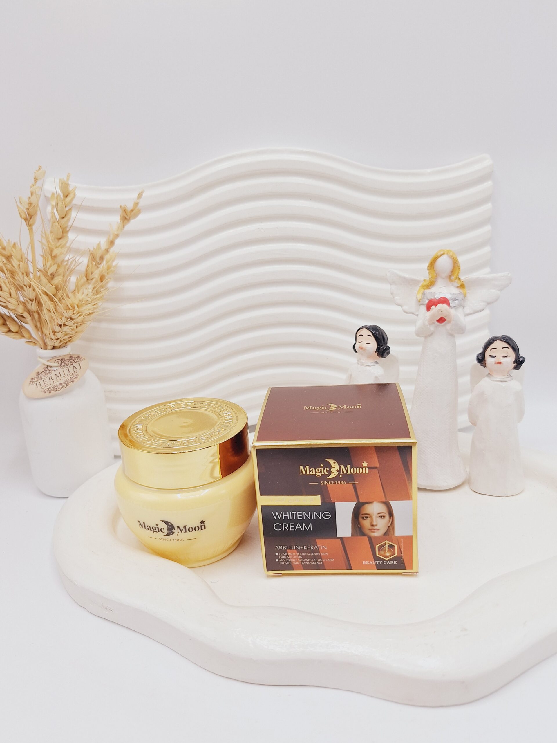 کرم سفید کننده تخصصی پوست صورت و بدن ماه جادویی Magic Moon کد 9592