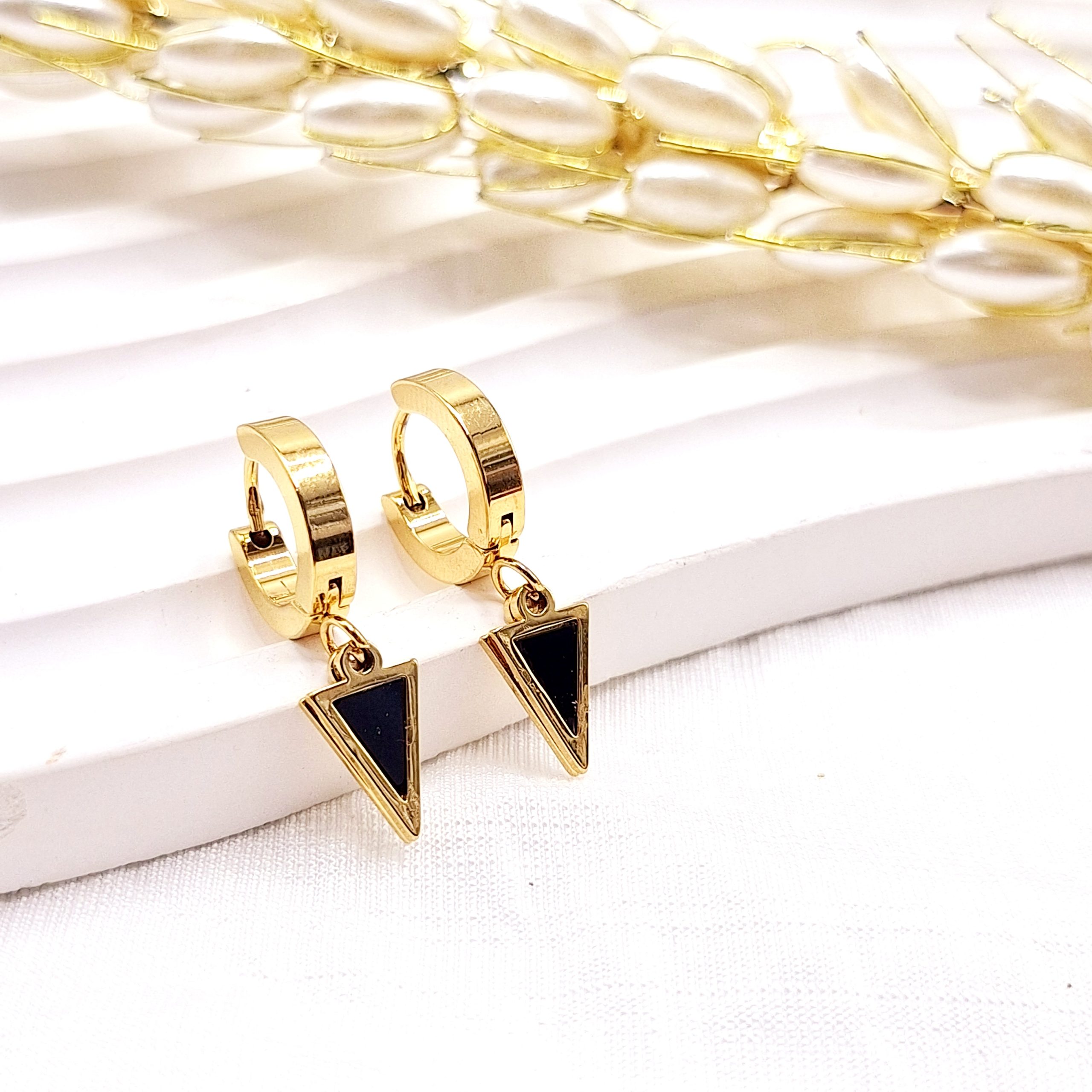 گوشواره تمام استیل طلایی طرح مثلثی