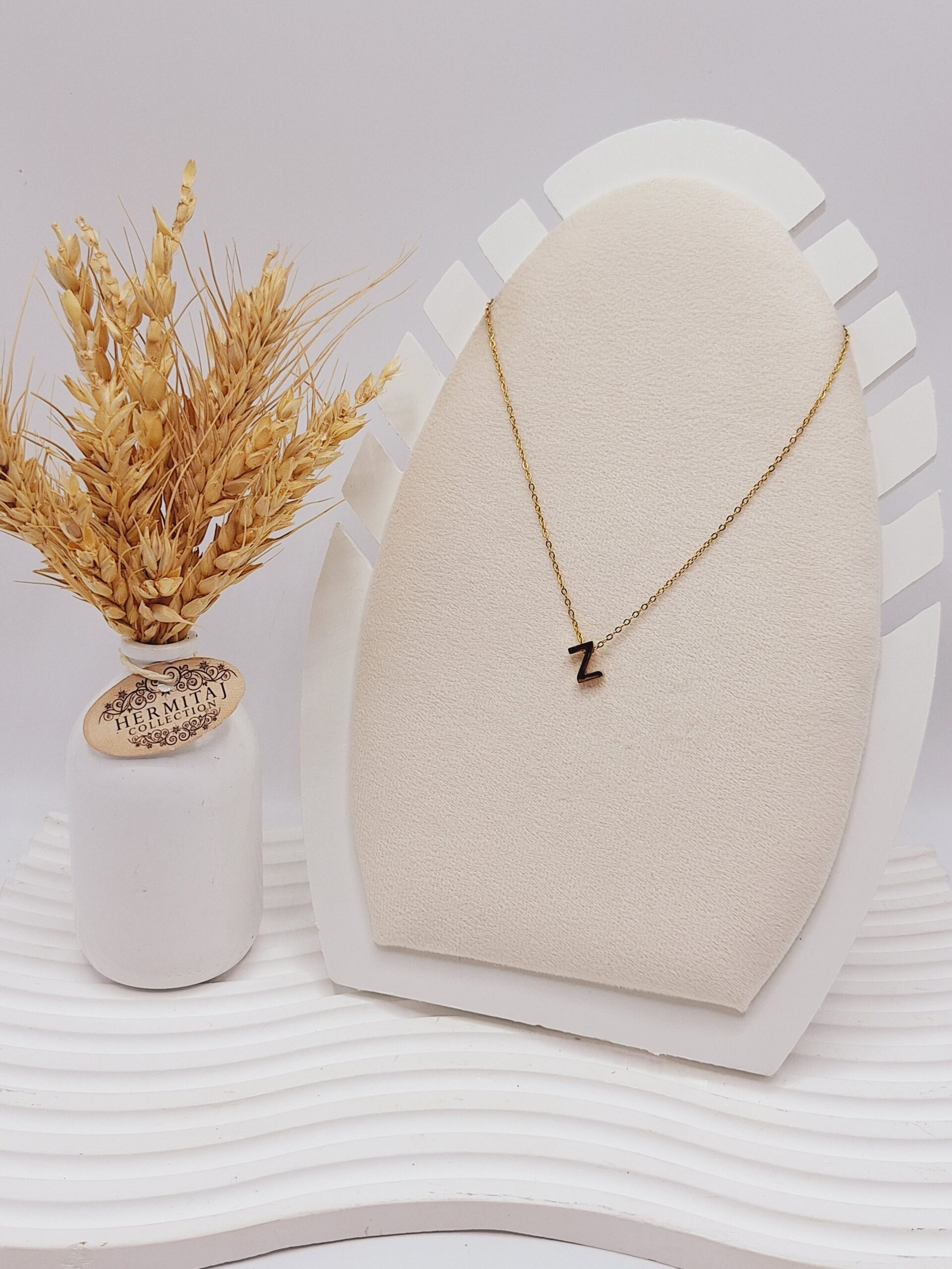 گردنبند حروف Z رنگ طلایی