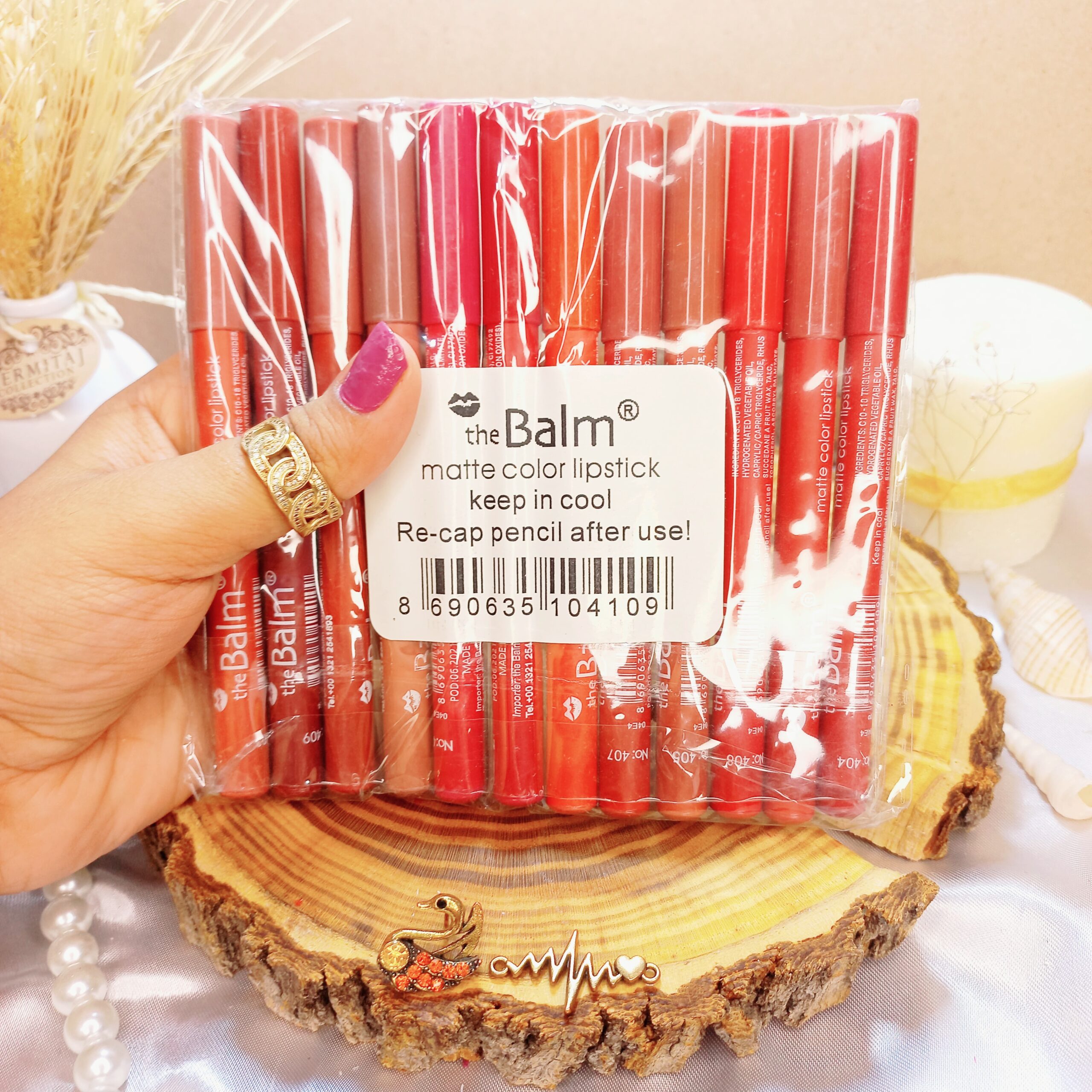 رژ مدادی مدل بالم Balm