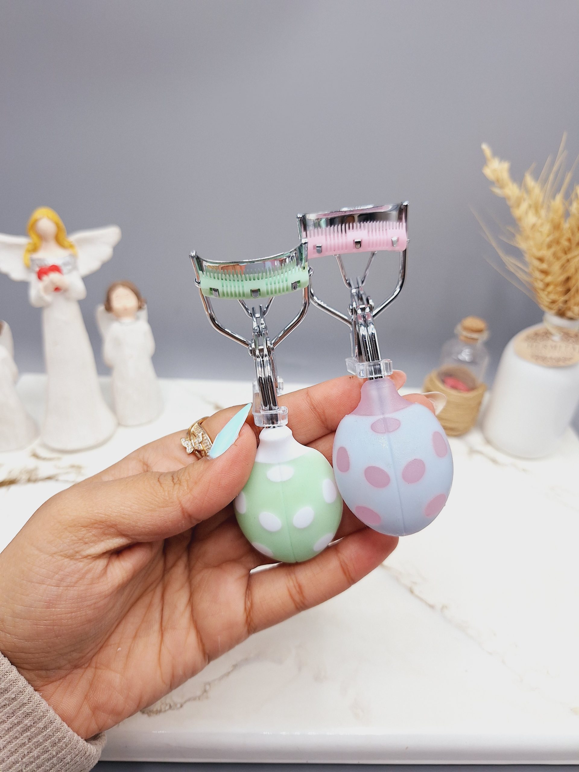 فرمژه شانه دار طرح کفش دوزکی