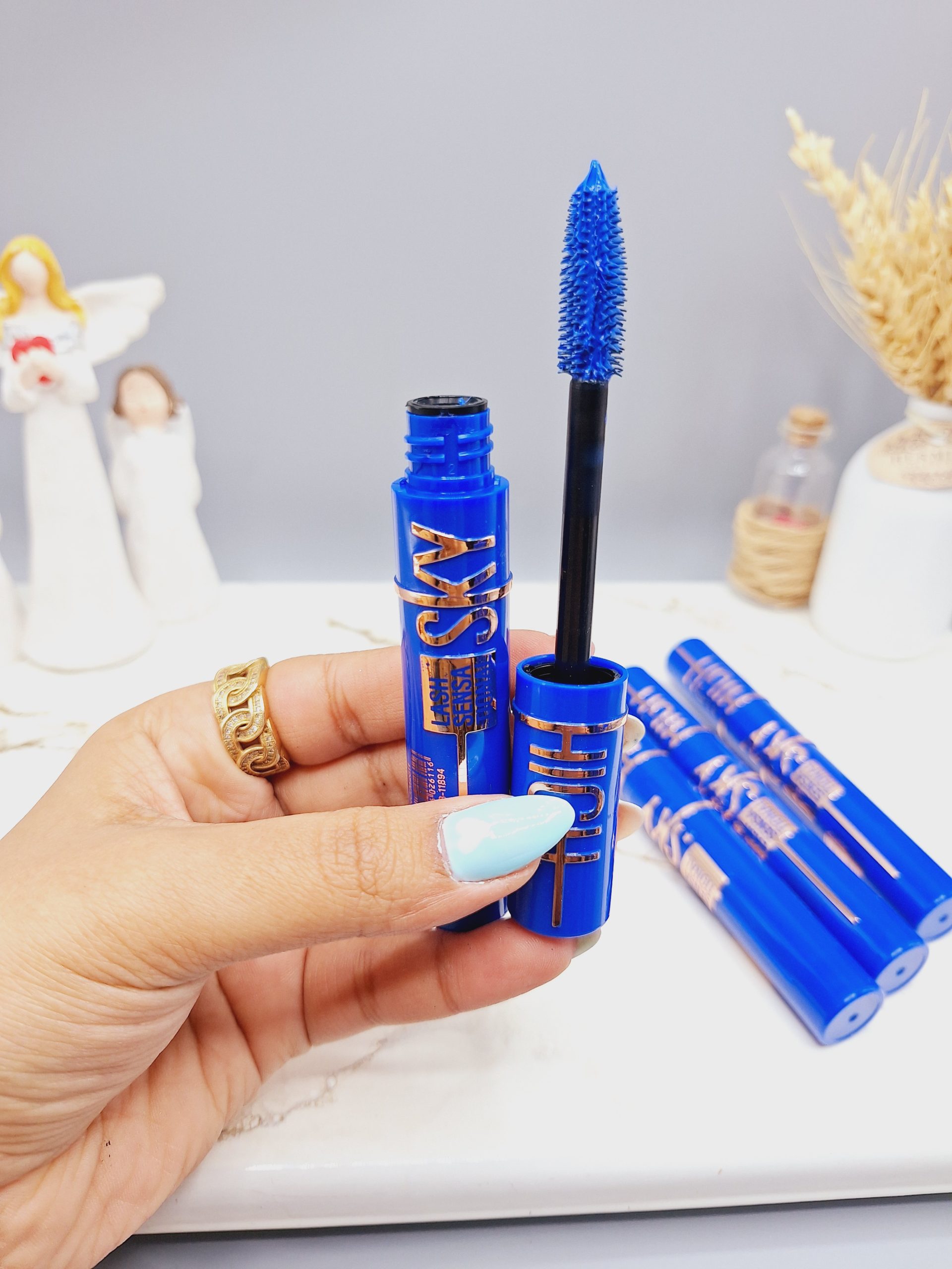 ریمل آبی بلند کننده و حجم دهنده مدل اسکای های کد 2611