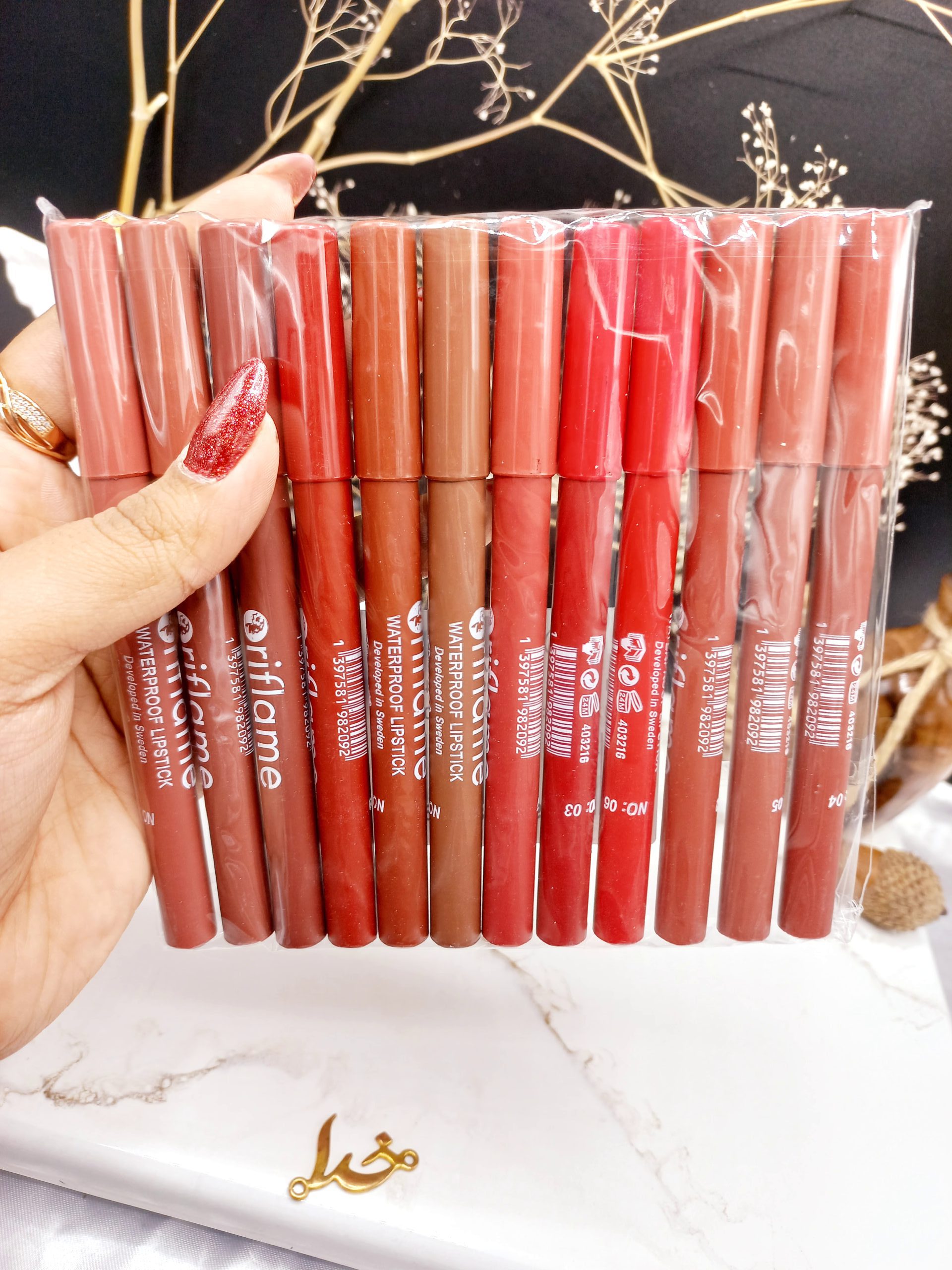 رژ مدادی بدون تراش برند اوریفلم Oriflame