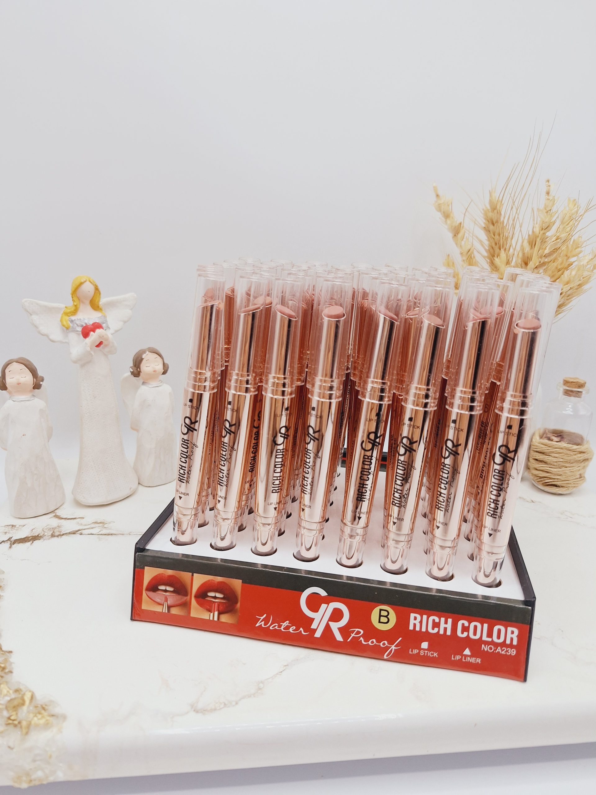 خط لب و رژ لب جامد دو سر ضد آب برند RICH COLOR کد A239