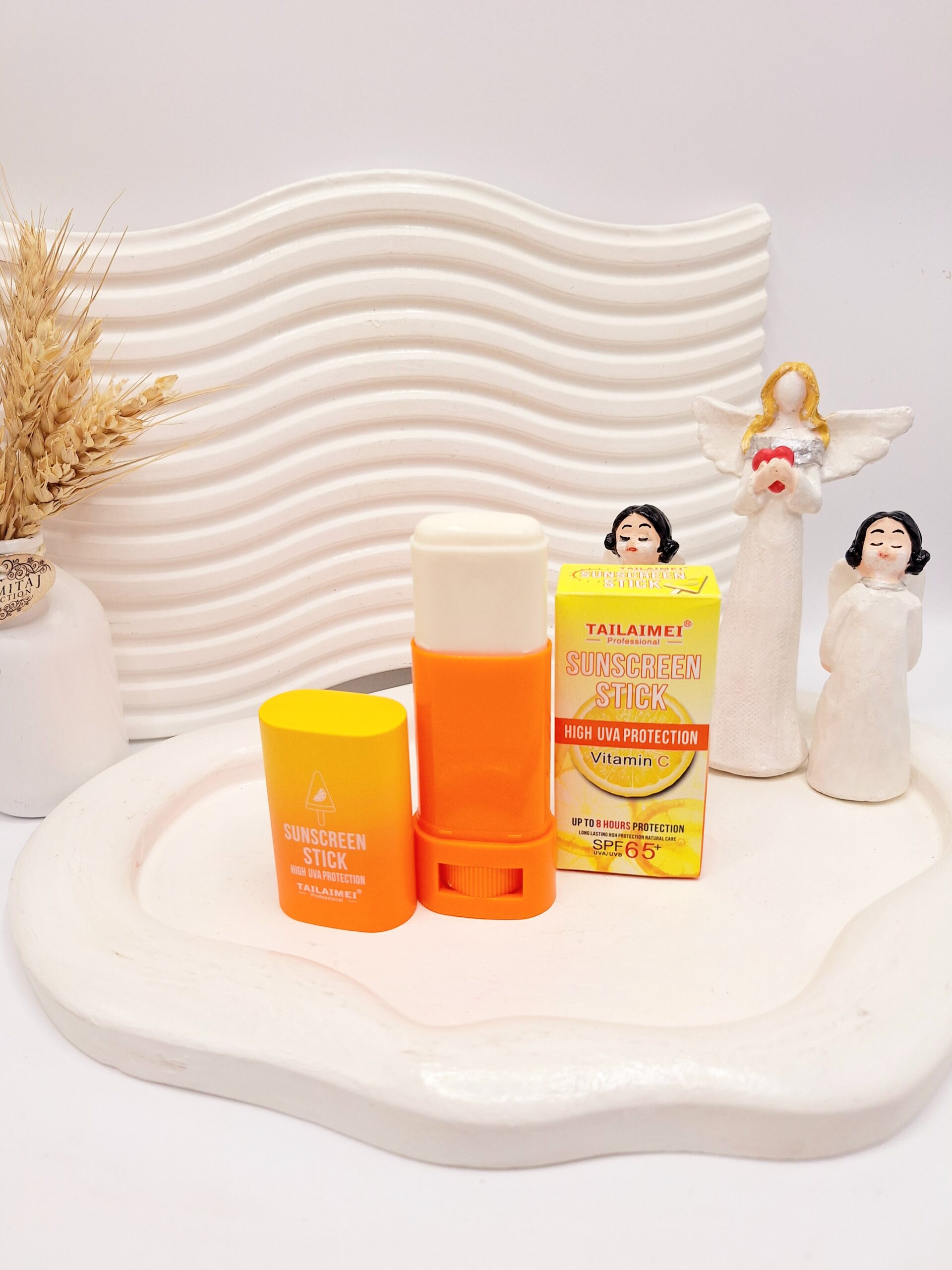 ضدآفتاب استیکی ویتامین c برند تایلامی کد 0209