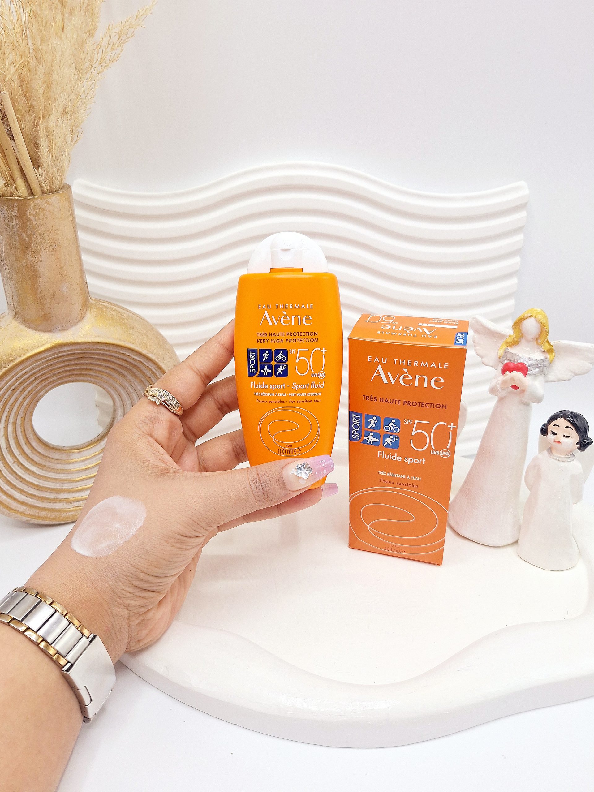 ضد آفتاب بی رنگ اسپورت  SPF50 برند Avène کد 1362