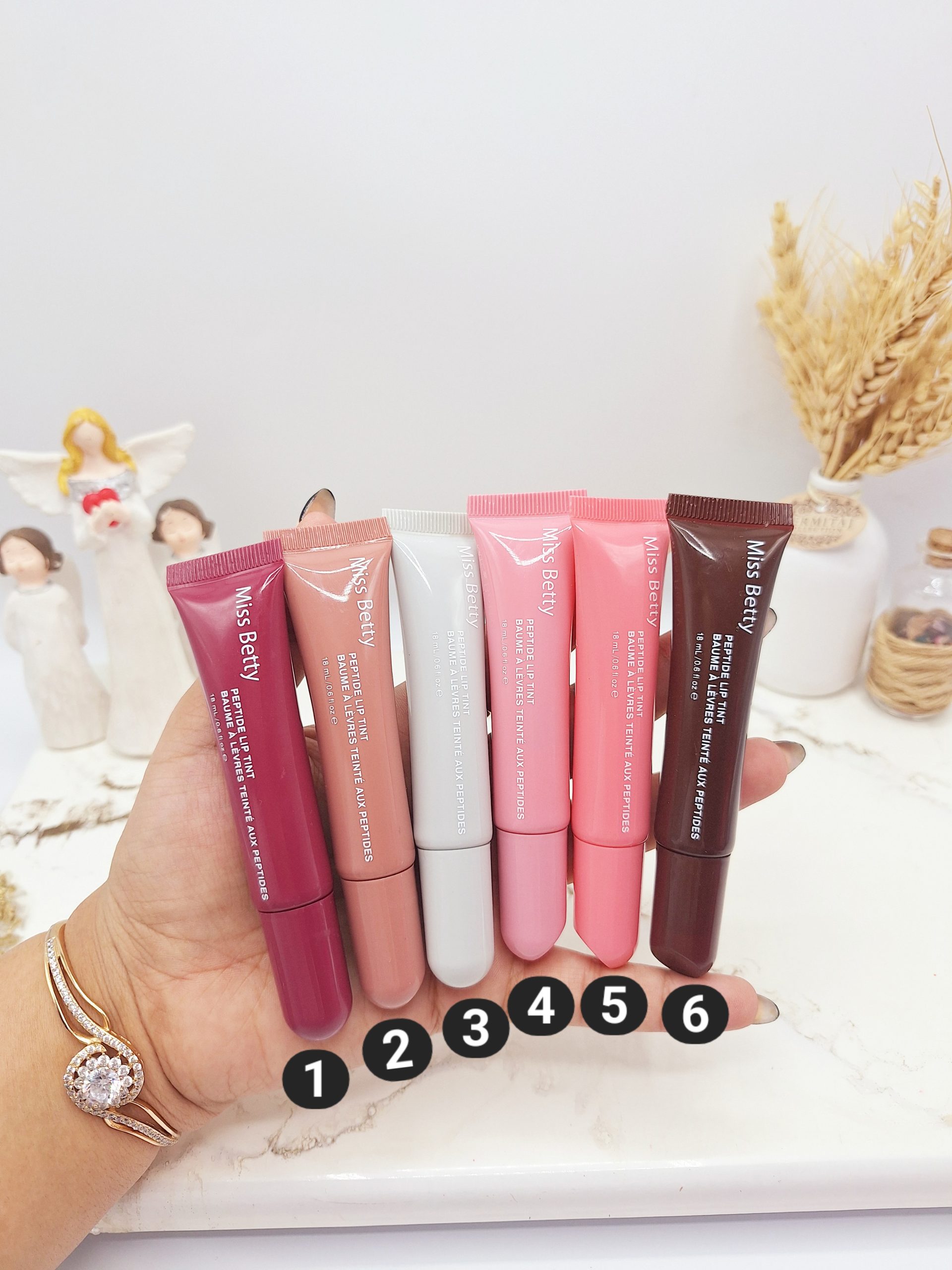 بالم لب مایع خوش رنگ برند Miss Bettyکد1219