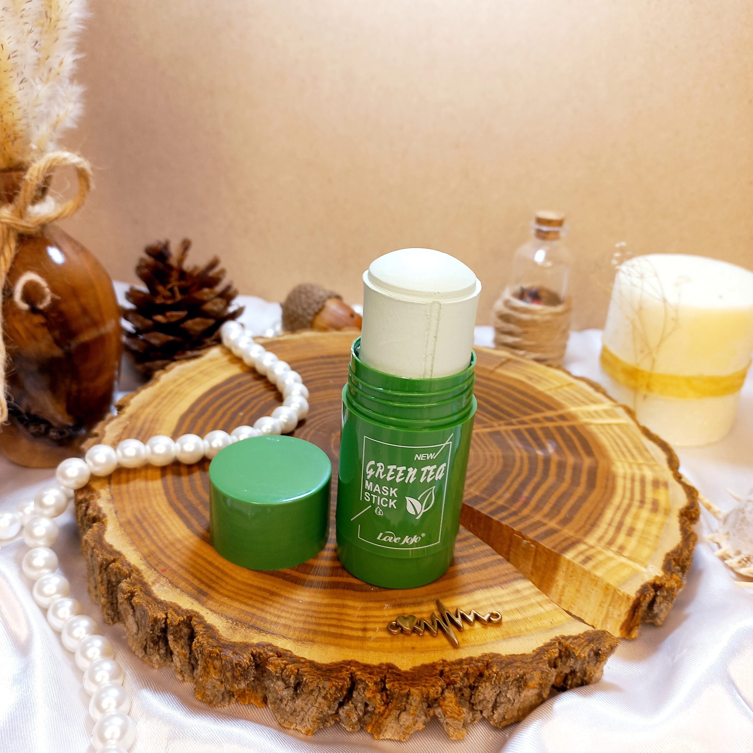 ماسک استیکی با عصاره چای سبز Sticky mask