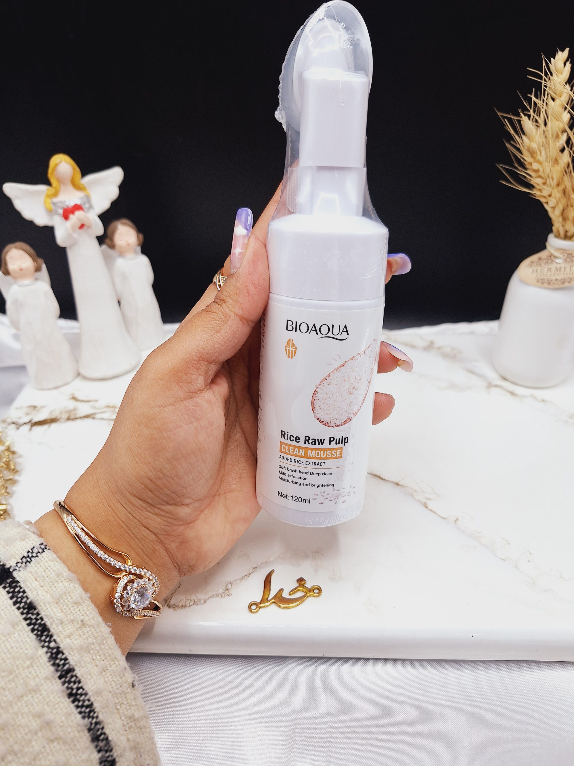 فوم براش دار مرطوب کننده و روشن کننده برنج بیوآکوا BIOAQUA کد BQY51803