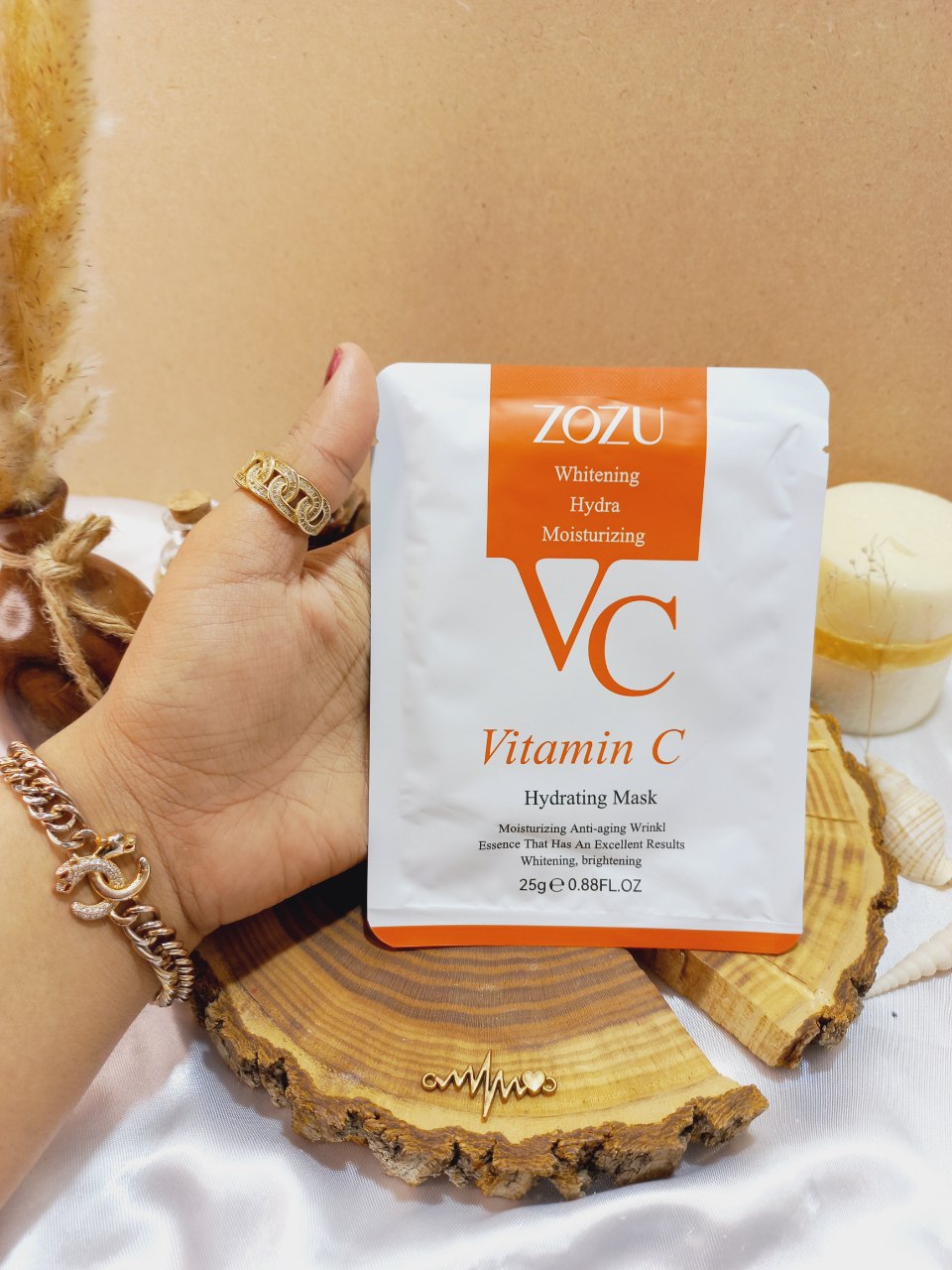 ماسک ورقه ای آبرسان ویتامین سی زوزو ZOZU کد 18302 | پخش عمده
