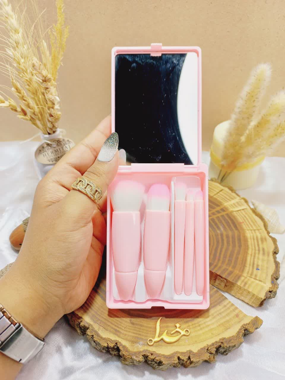 ست براش باکس دار 5 تیکه صورتی