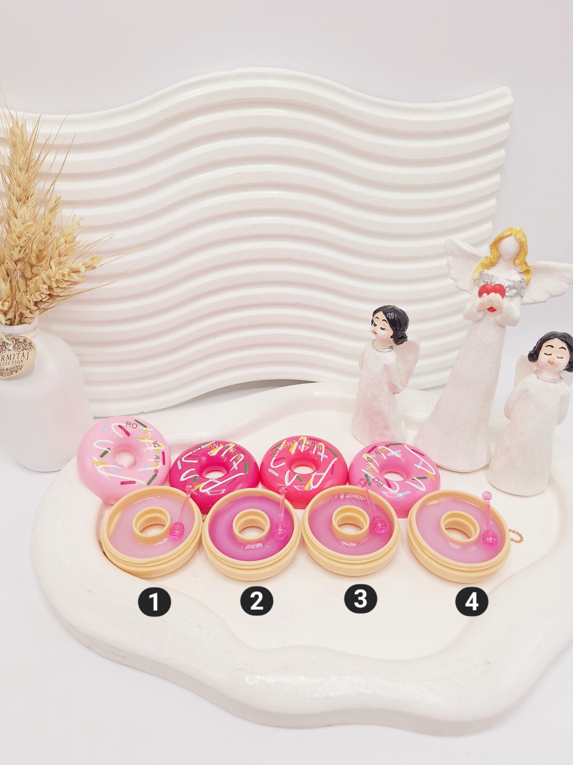 لیپ گلاس رژی دونات زه همراه براش برند رومانتیک رین کد 1110