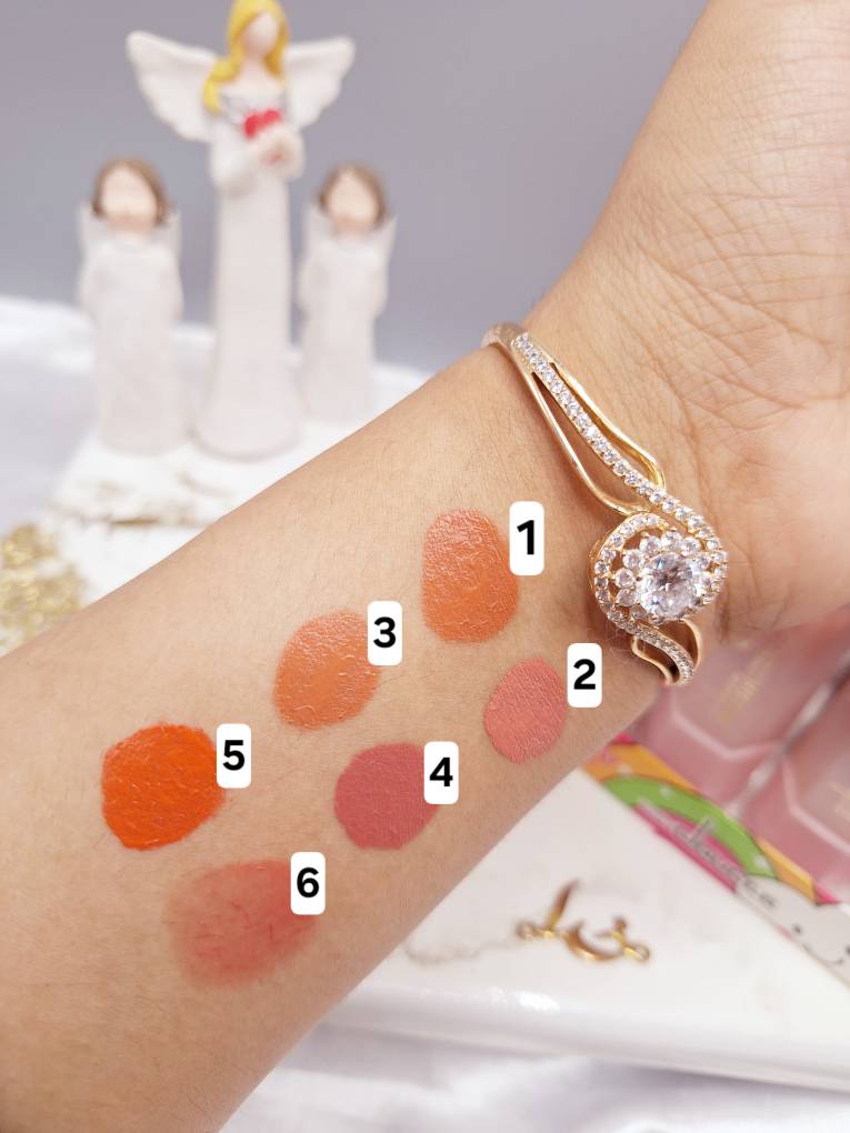 رژ گونه پرطرفدار پد دار برند دوسه طرح کیتی کد 1132