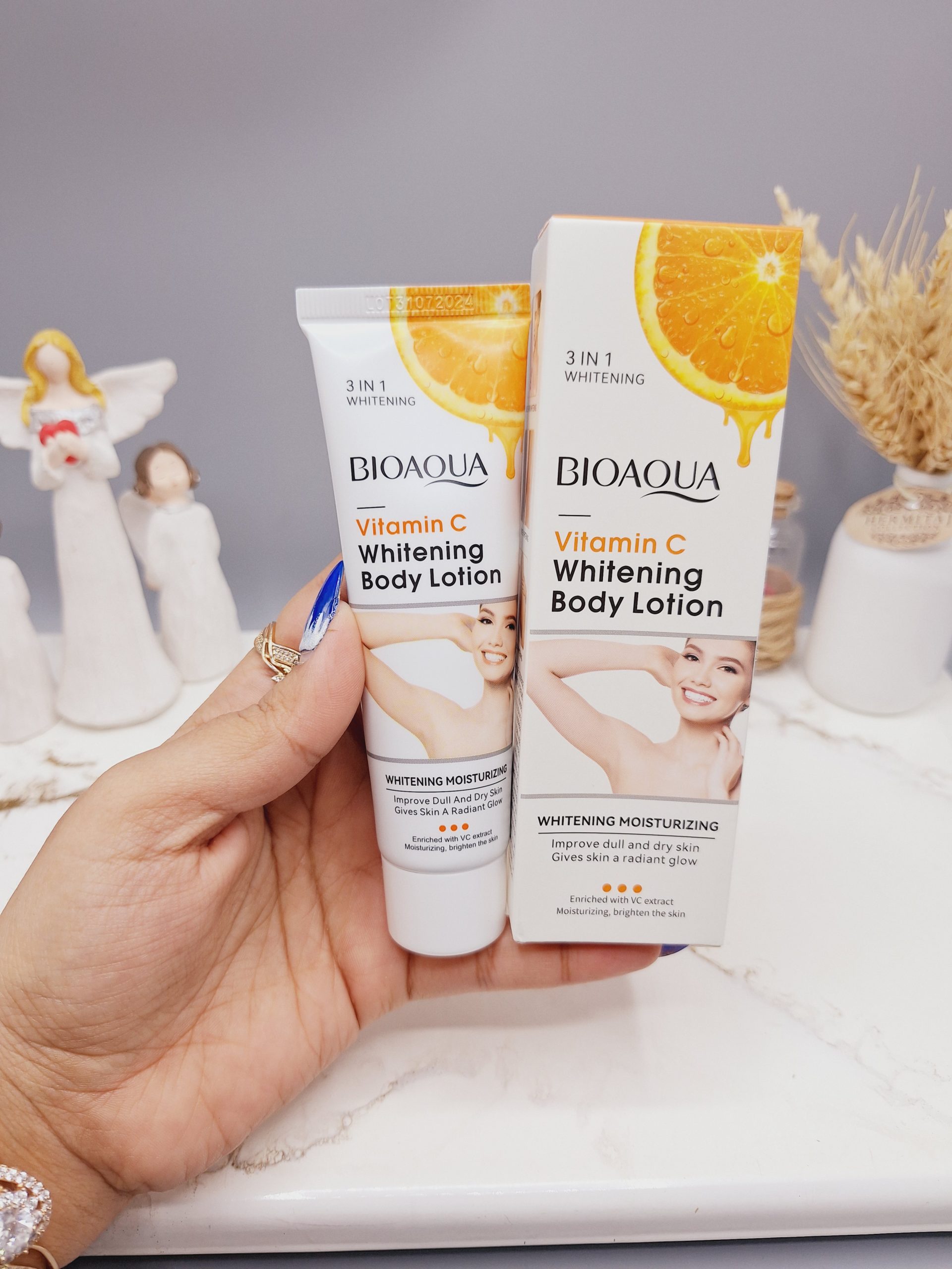 کرم روشن کننده نقاط حساس ویتامین سی بیواکوا (درمان تیرگی کل بدن) کد 13910