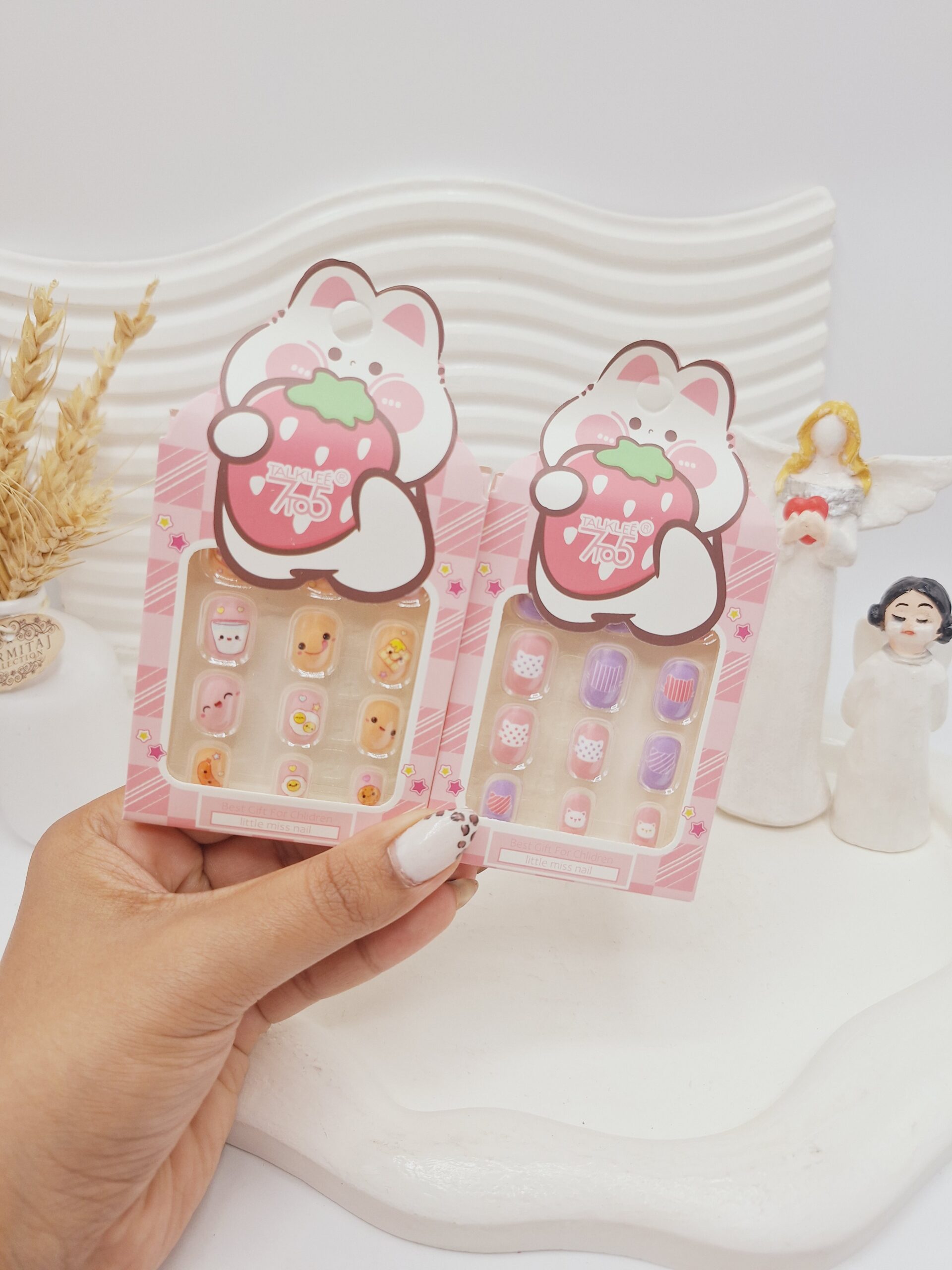 پک ناخن مصنوعی بچگانه طرح خرس توت فرنگی کد 9991