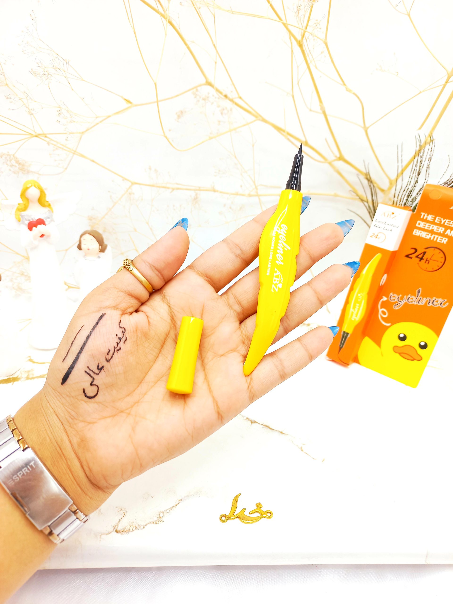 خط چشم مشکی پرطرفدار 24 ساعته میشا طرح پر (جوجه) کیفیت عالی کد KDF1129A