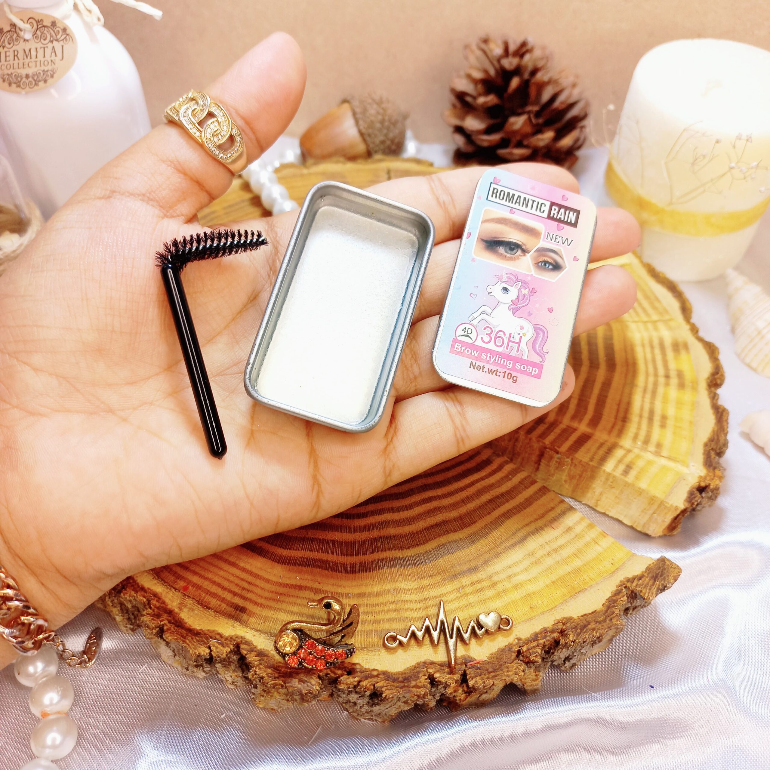 صابون لیفت ابرو حرفه ای رمانتیک رین کد Y024  Romantic Rin Unicorn Eyebrow Lift Soap