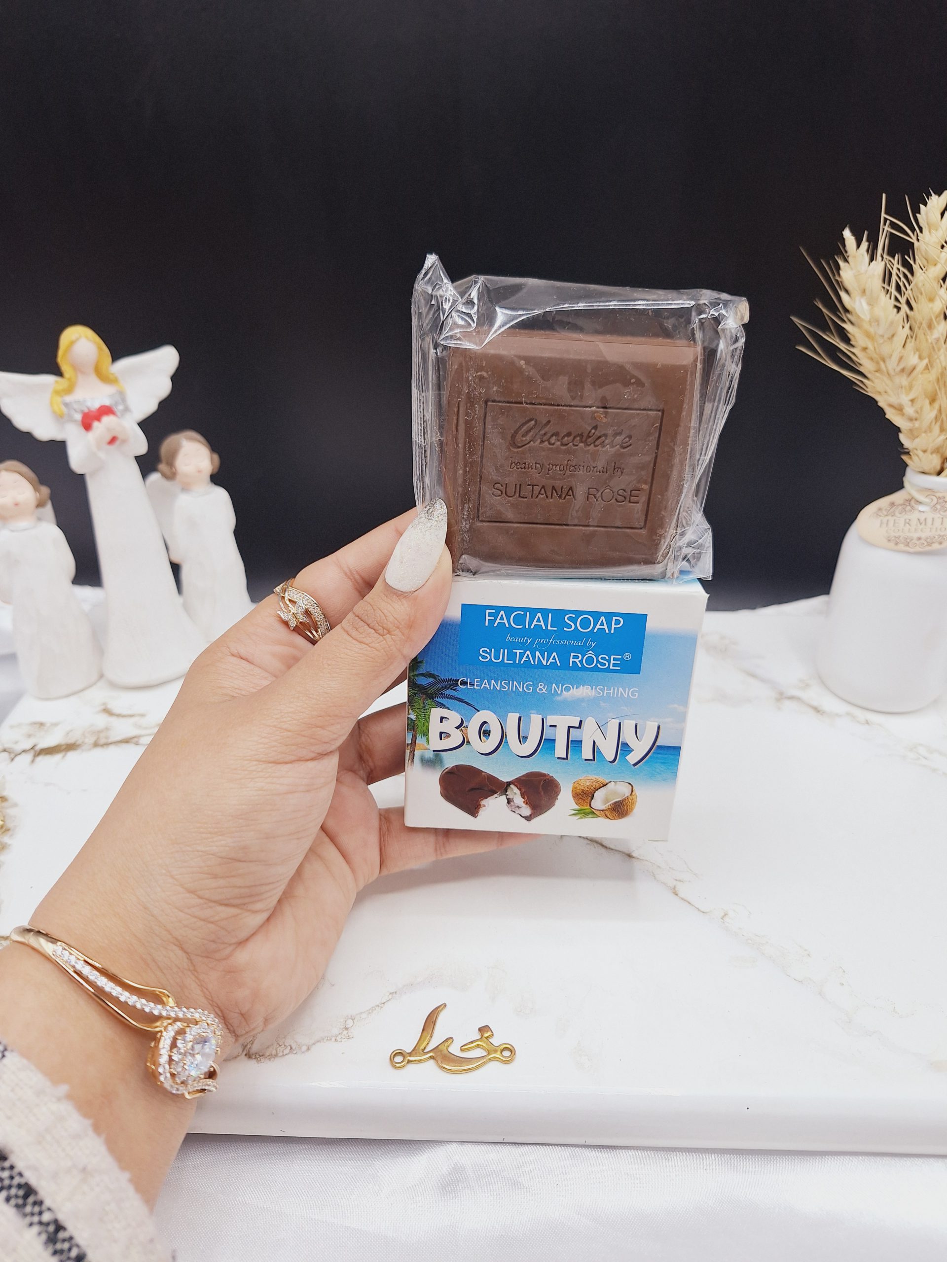 صابون صورت پاکسازی و تغذیه پوست شکلات نارگیلی برندسلطان رز SULTANA ROSE کد SA_172