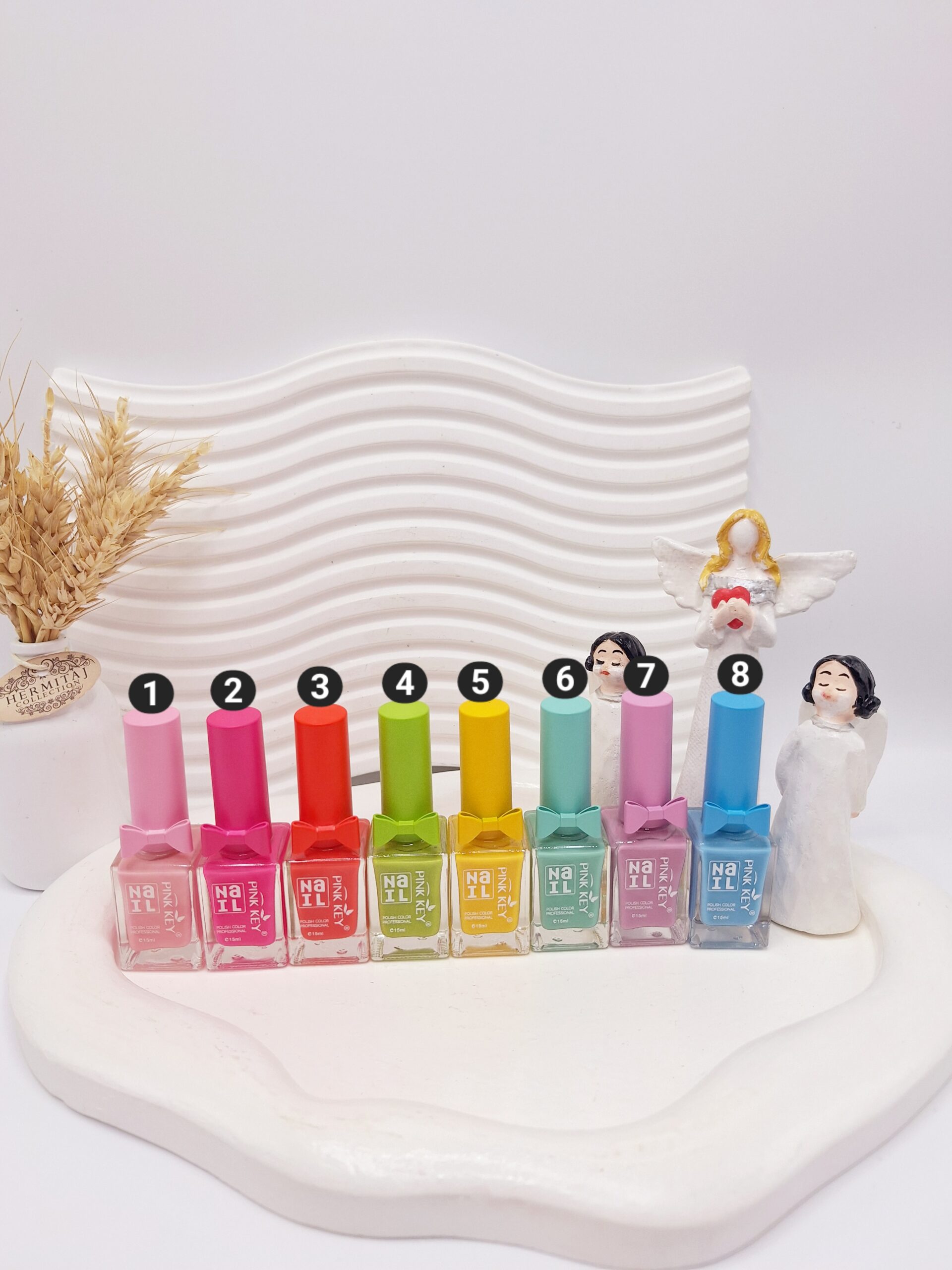 لاک ناخن طرح پاپیون پینک کی