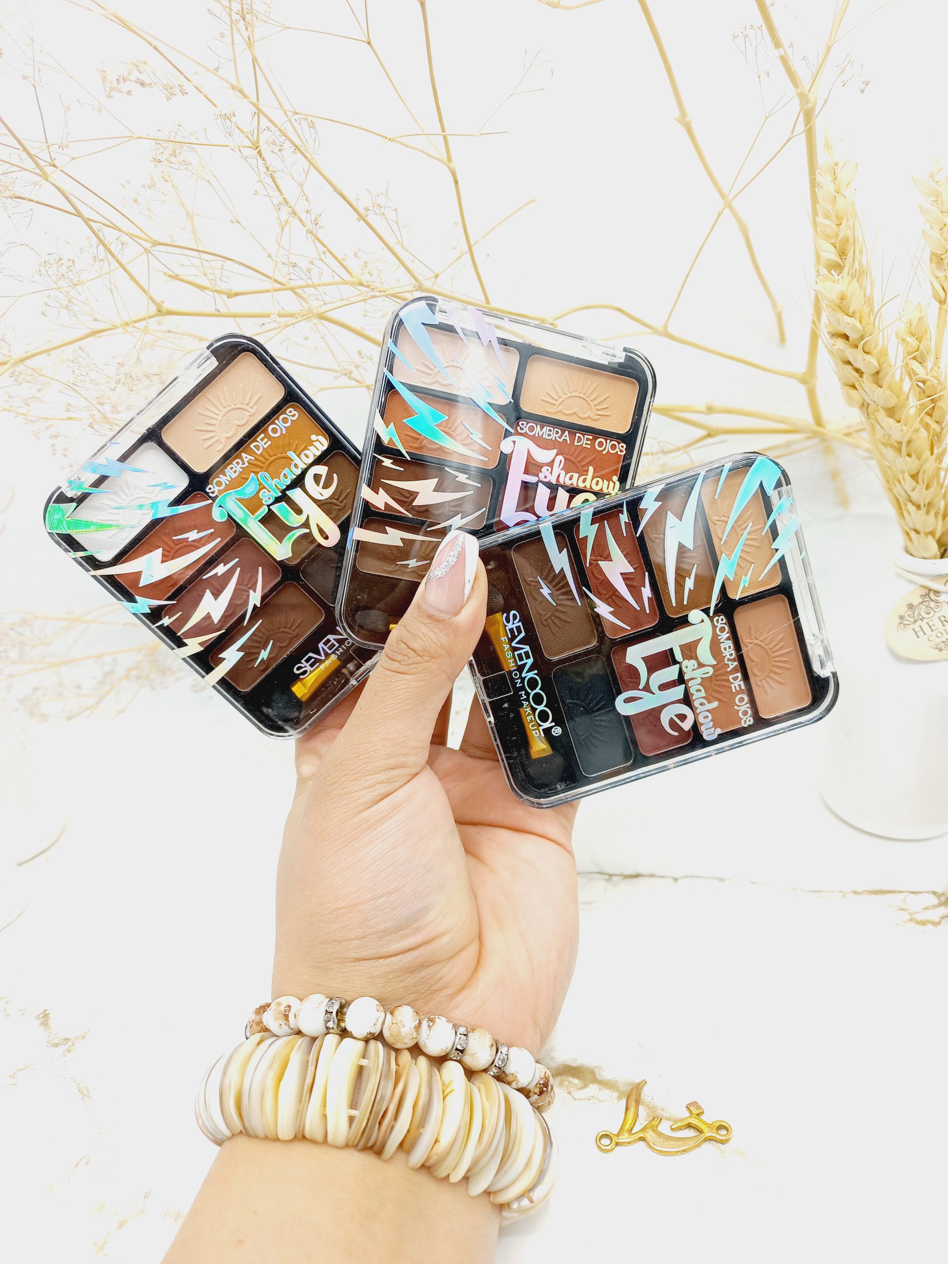 پالت سایه 8 رنگ برند سون کول SEVEN COOL کد 6808